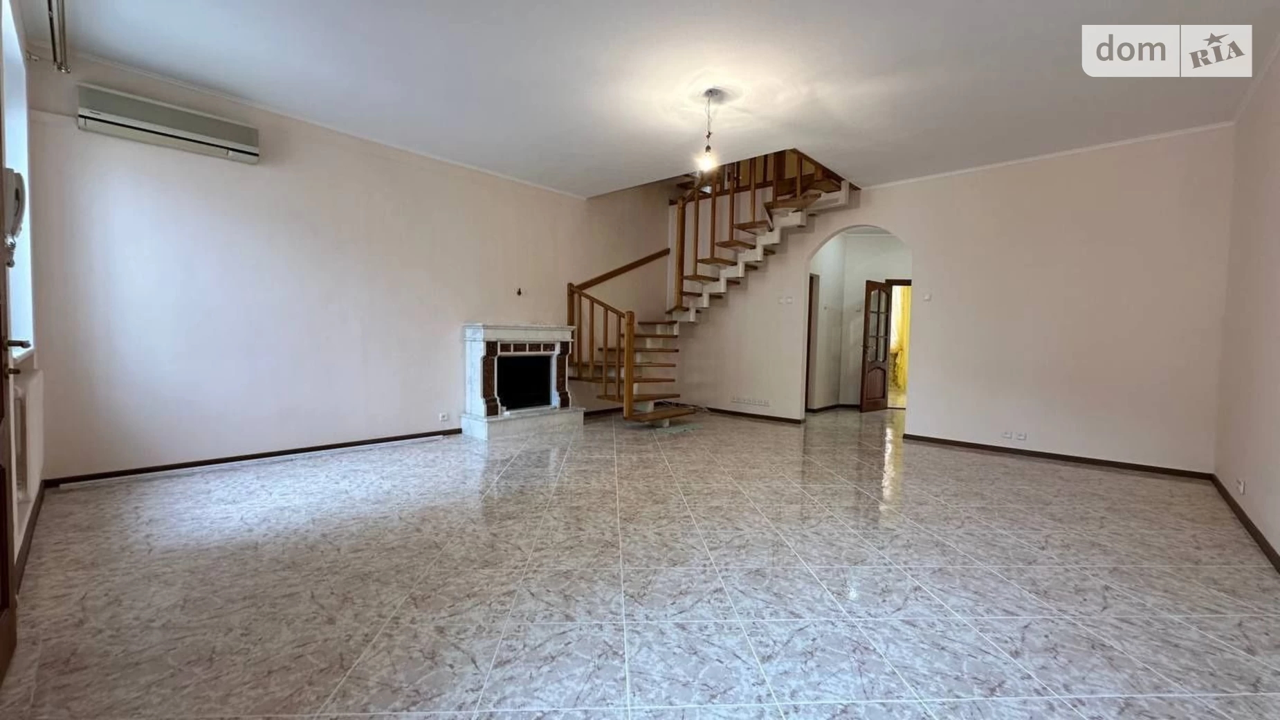 Продается дом на 2 этажа 309 кв. м с участком, цена: 205000 $ - фото 3