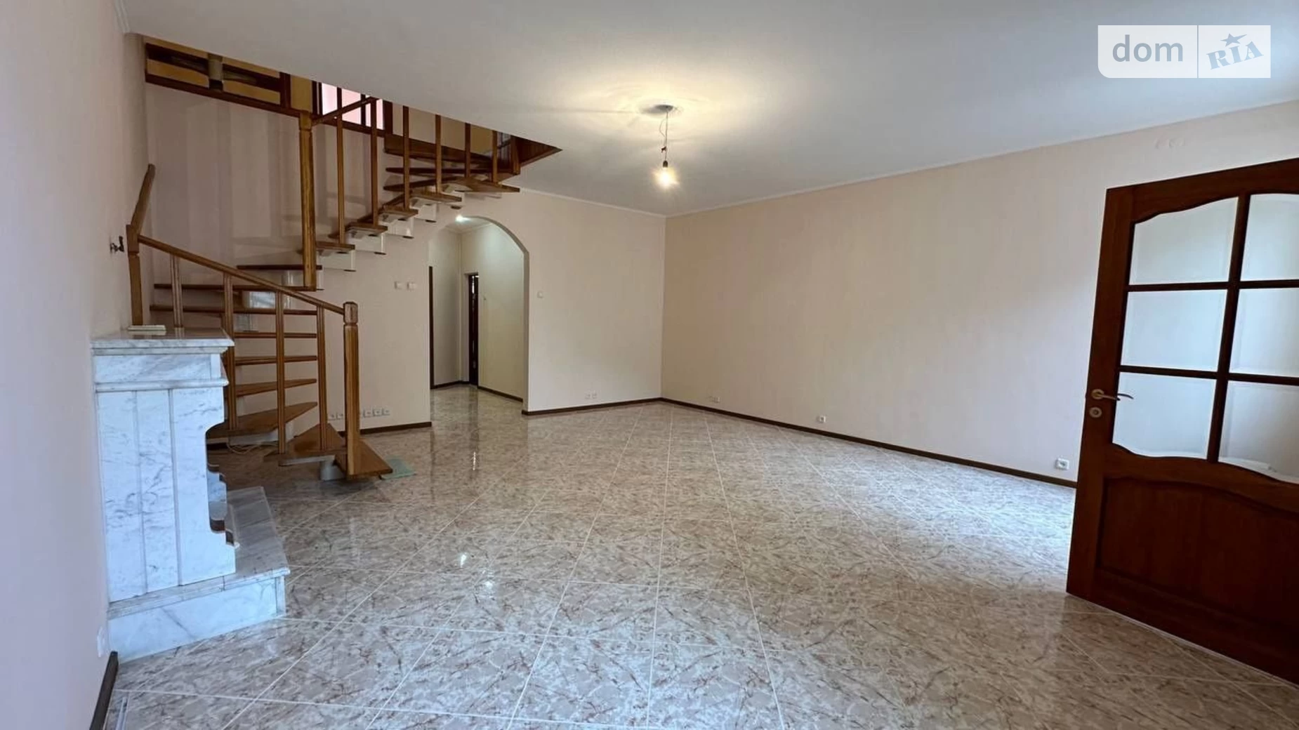 Продается дом на 2 этажа 309 кв. м с участком, цена: 205000 $ - фото 2