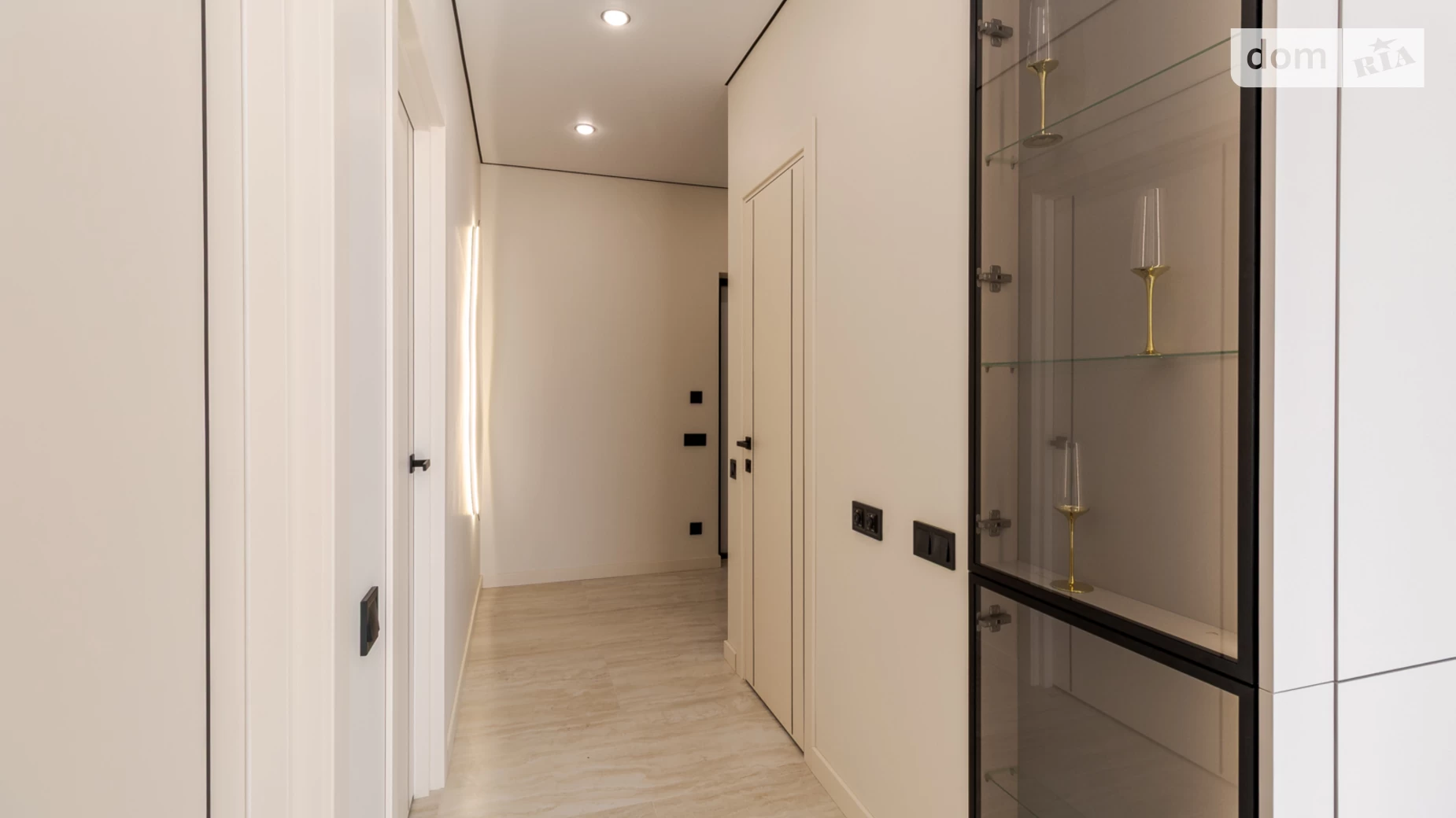 Продается 2-комнатная квартира 54.2 кв. м в Брюховичах, ул. Широкая, 22В - фото 5