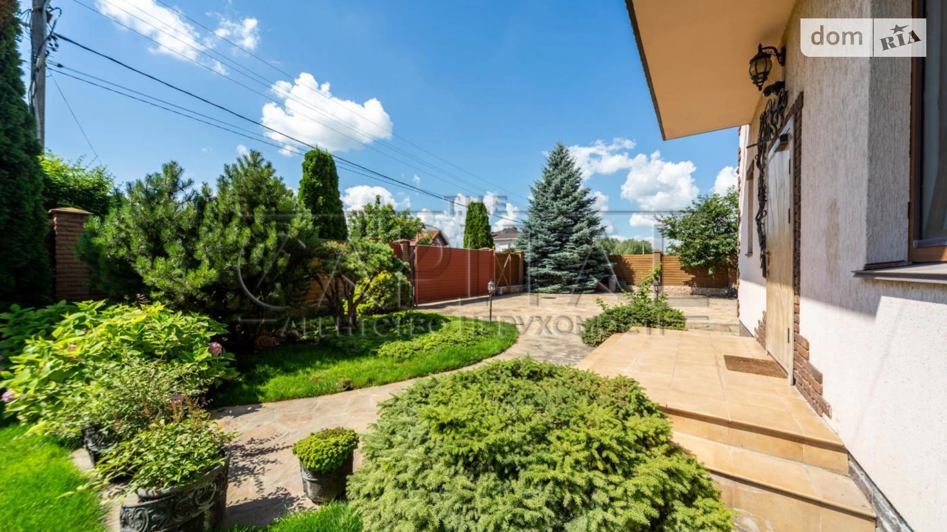 Продается дом на 2 этажа 205 кв. м с подвалом, цена: 250000 $ - фото 3