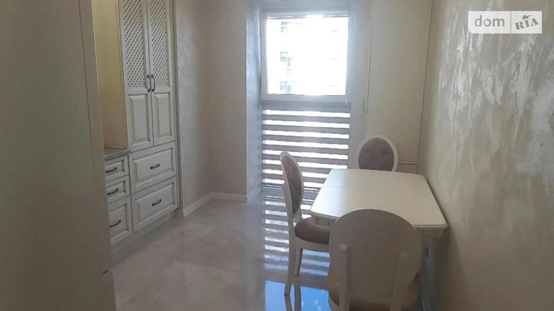 2-комнатная квартира 64.7 кв. м в Луцке, цена: 450 $ - фото 4