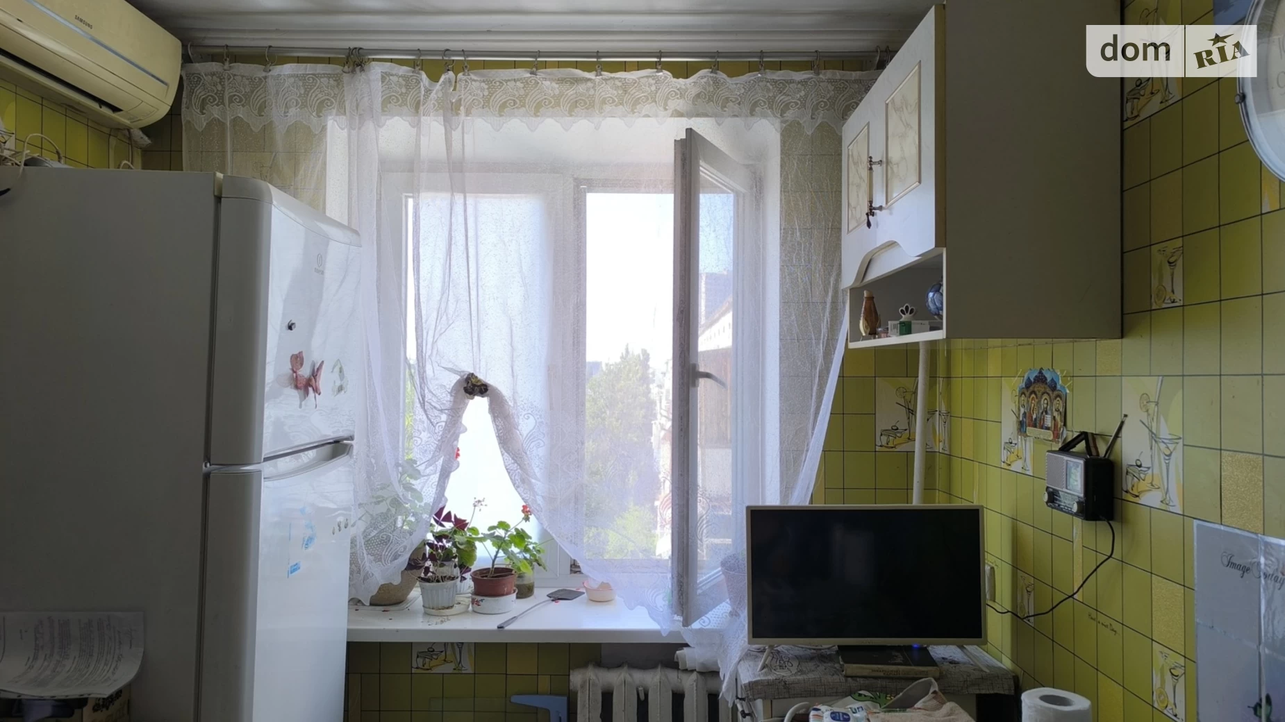 Продается 2-комнатная квартира 50 кв. м в Одессе, ул. Транспортная, 11 - фото 2