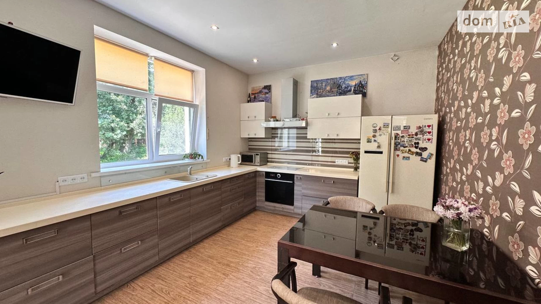 Сдается в аренду дом на 2 этажа 232.9 кв. м с беседкой, цена: 1500 $ - фото 2