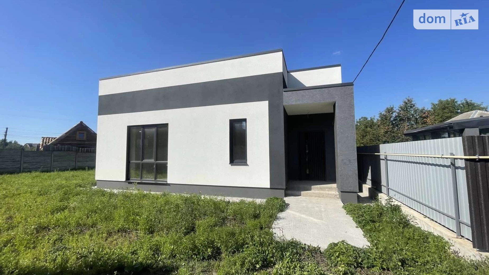 Продается одноэтажный дом 145 кв. м с камином, цена: 130000 $ - фото 2