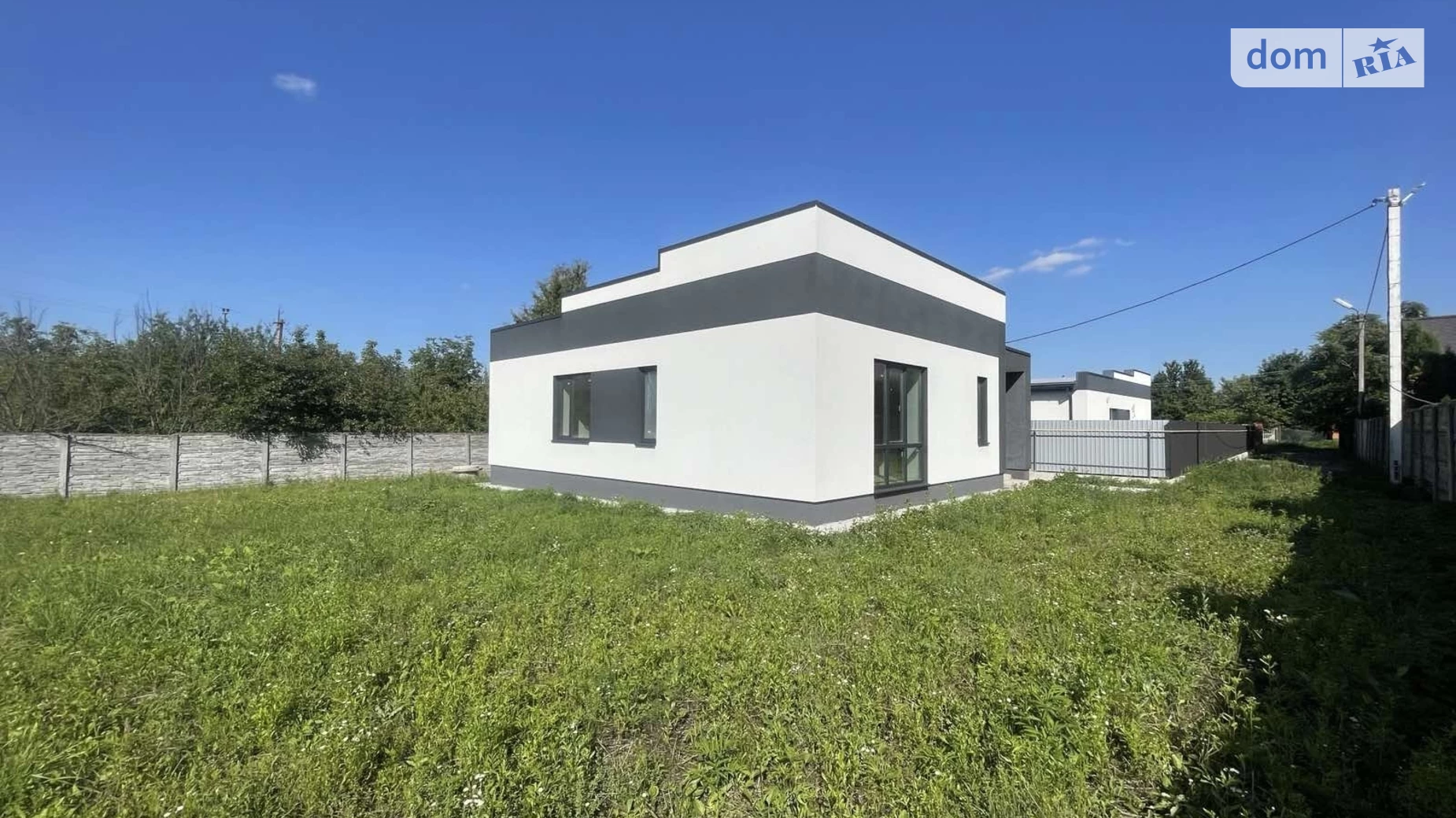 Продается одноэтажный дом 145 кв. м с камином, цена: 130000 $ - фото 3