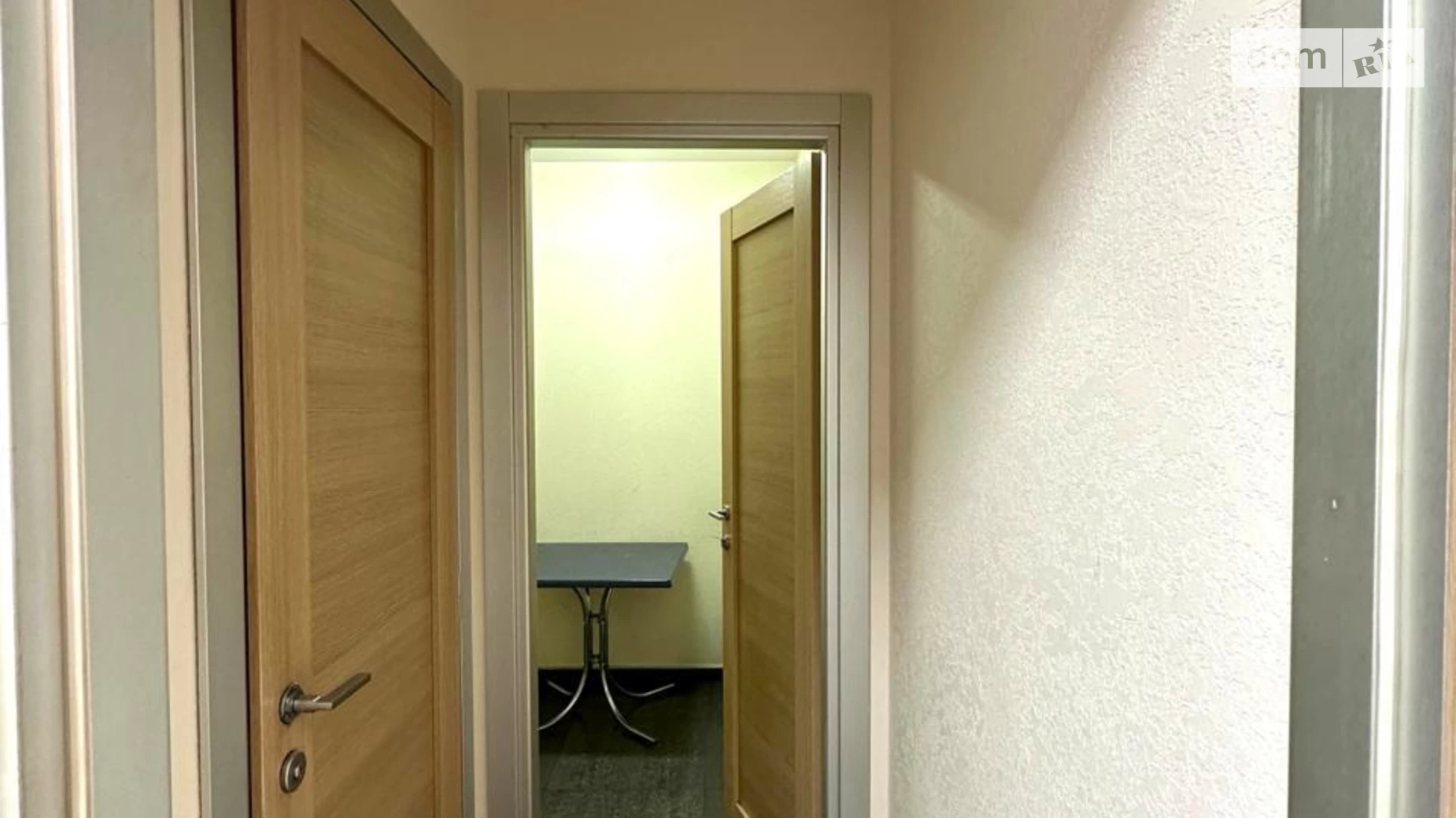 Продается офис 157.5 кв. м в бизнес-центре, цена: 150000 $ - фото 4