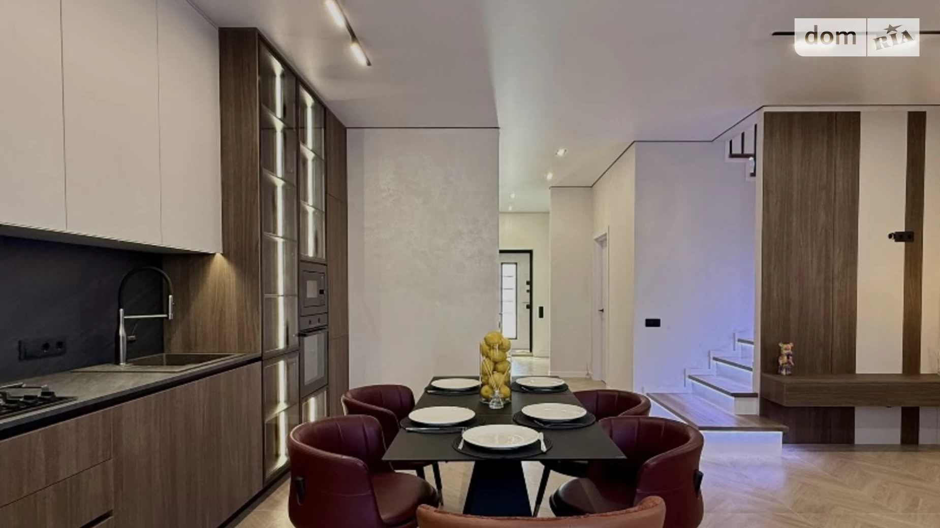 Продается дом на 2 этажа 125 кв. м с балконом, цена: 209000 $ - фото 2