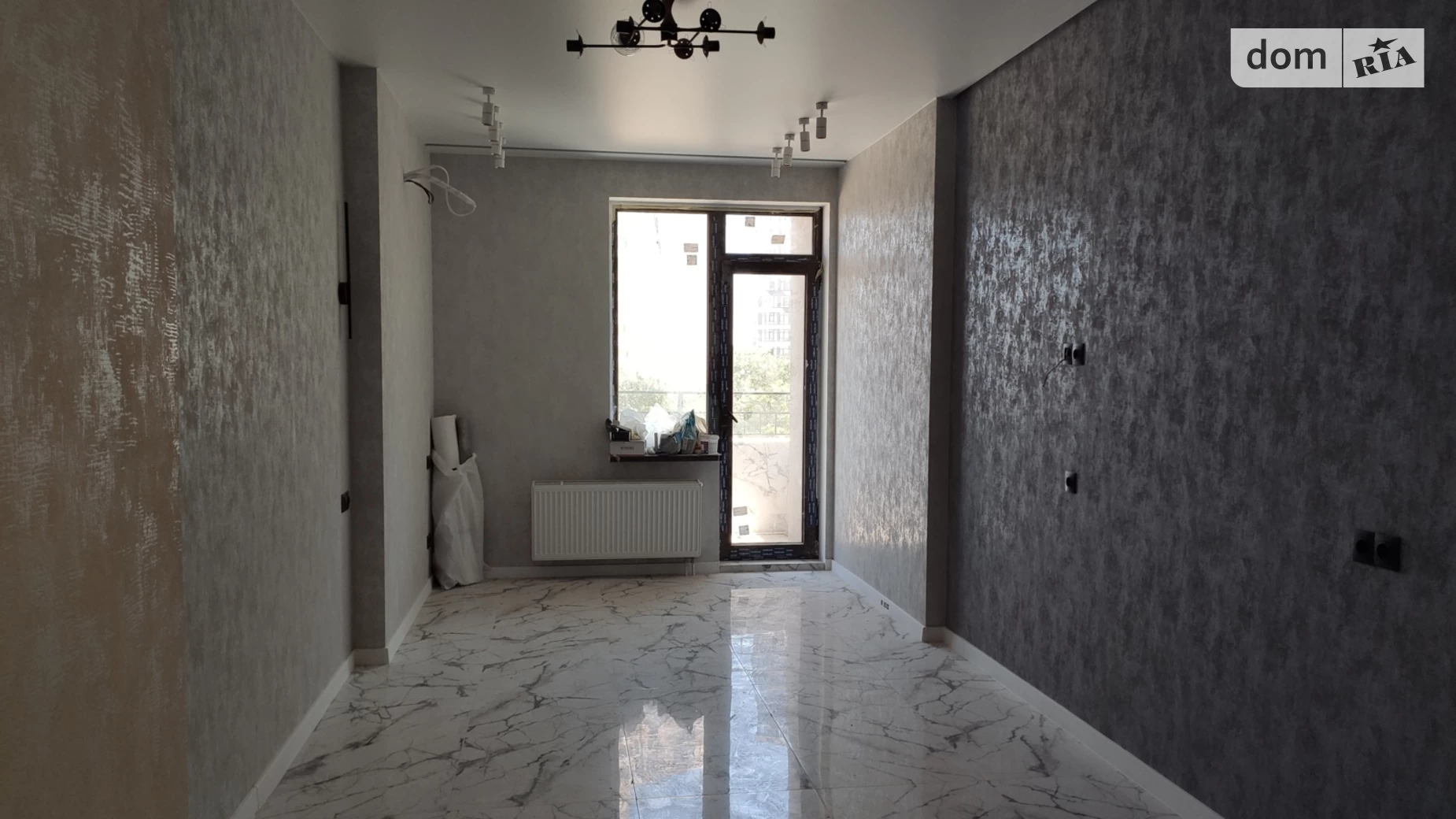 Продается 1-комнатная квартира 27 кв. м в Одессе, ул. Генуэзская, 1/1 - фото 2