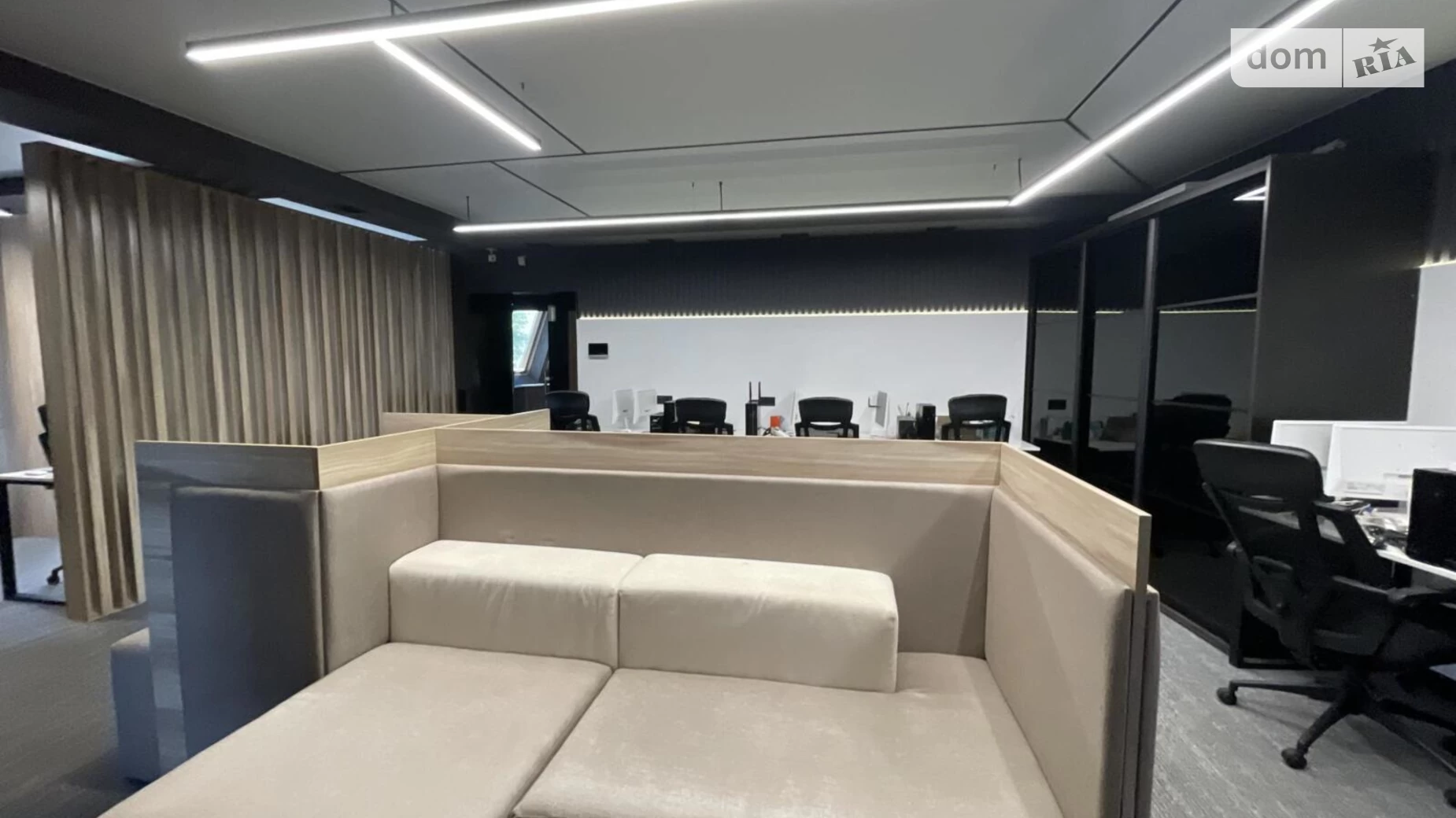 Сдается в аренду офис 75 кв. м в бизнес-центре, цена: 1200 $ - фото 3