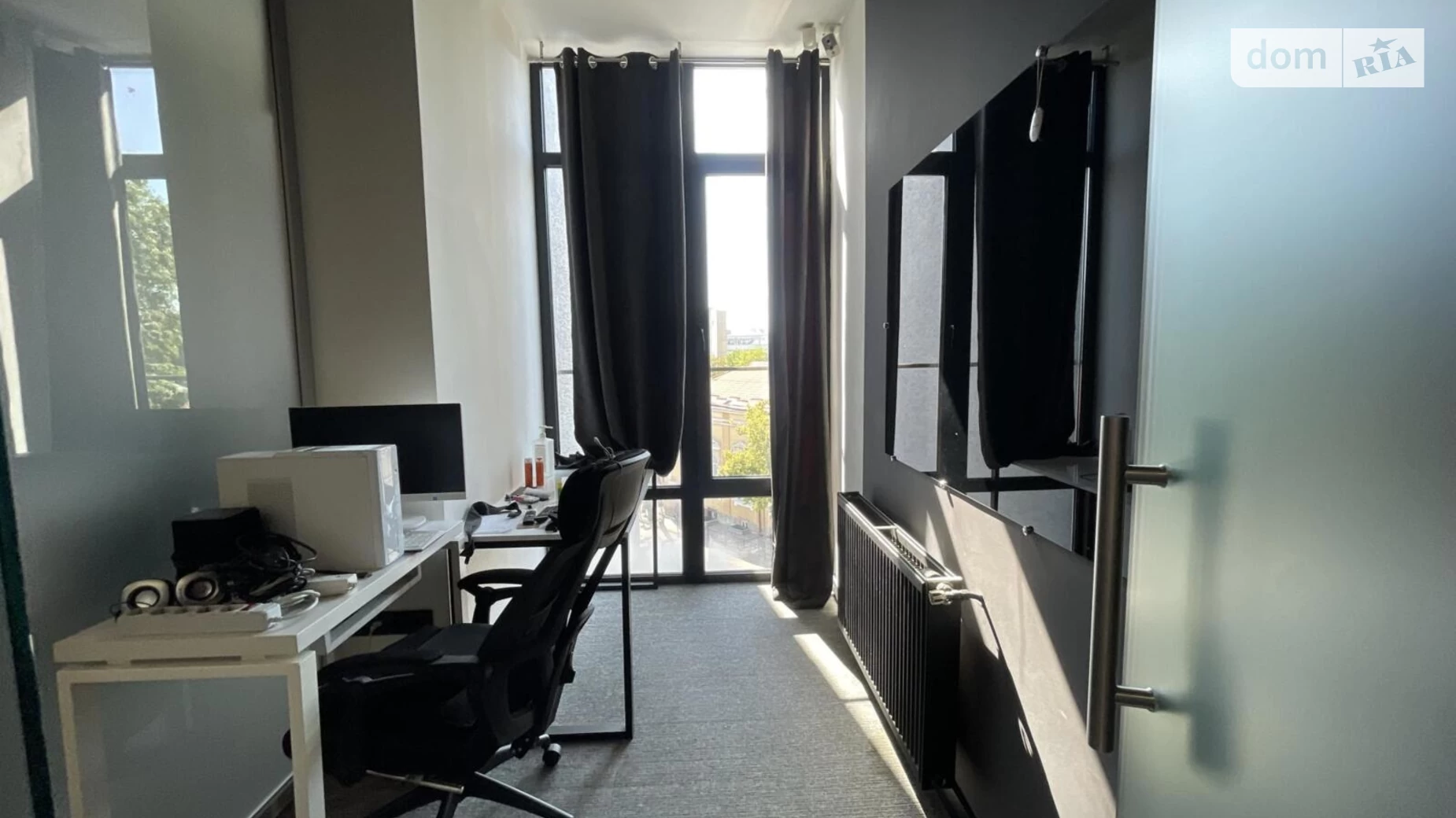 Сдается в аренду офис 75 кв. м в бизнес-центре, цена: 1000 $ - фото 3