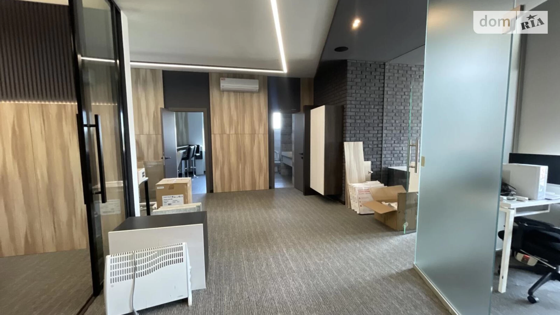 Сдается в аренду офис 75 кв. м в бизнес-центре, цена: 1000 $ - фото 4