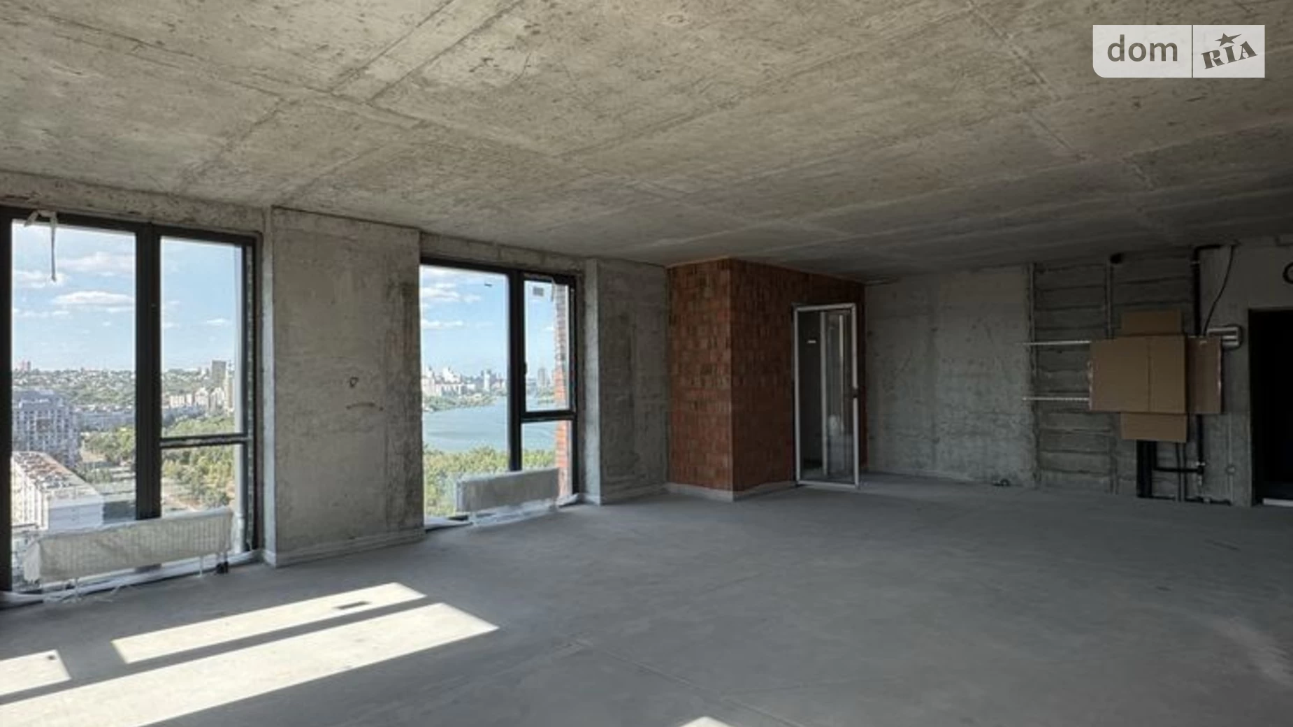 Продается 3-комнатная квартира 73.7 кв. м в Днепре, ул. Набережная Победы, 128 - фото 2