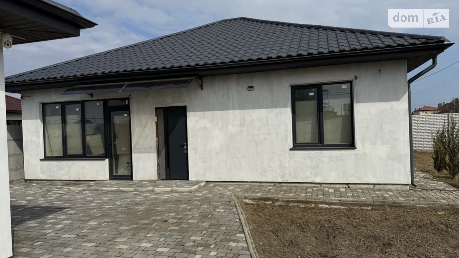 Продается одноэтажный дом 100 кв. м с гаражом, цена: 126000 $ - фото 3