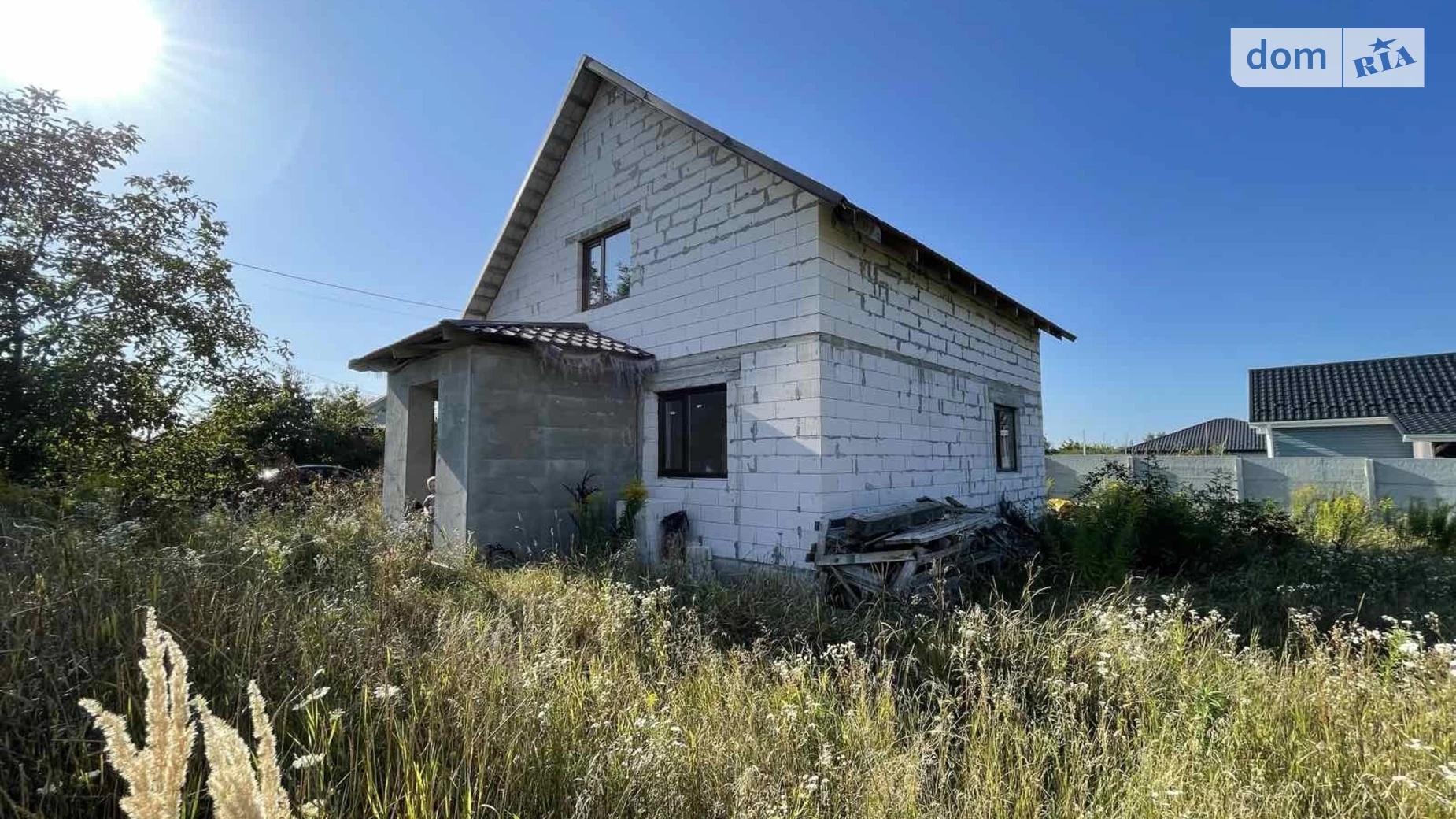 Продается дом на 2 этажа 115 кв. м с камином, цена: 90000 $ - фото 2