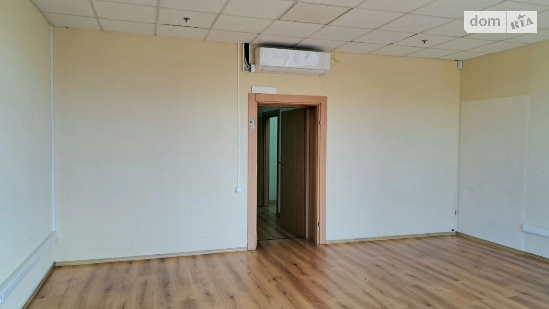 Здається в оренду офіс 57.5 кв. м в бізнес-центрі, цена: 25875 грн - фото 5