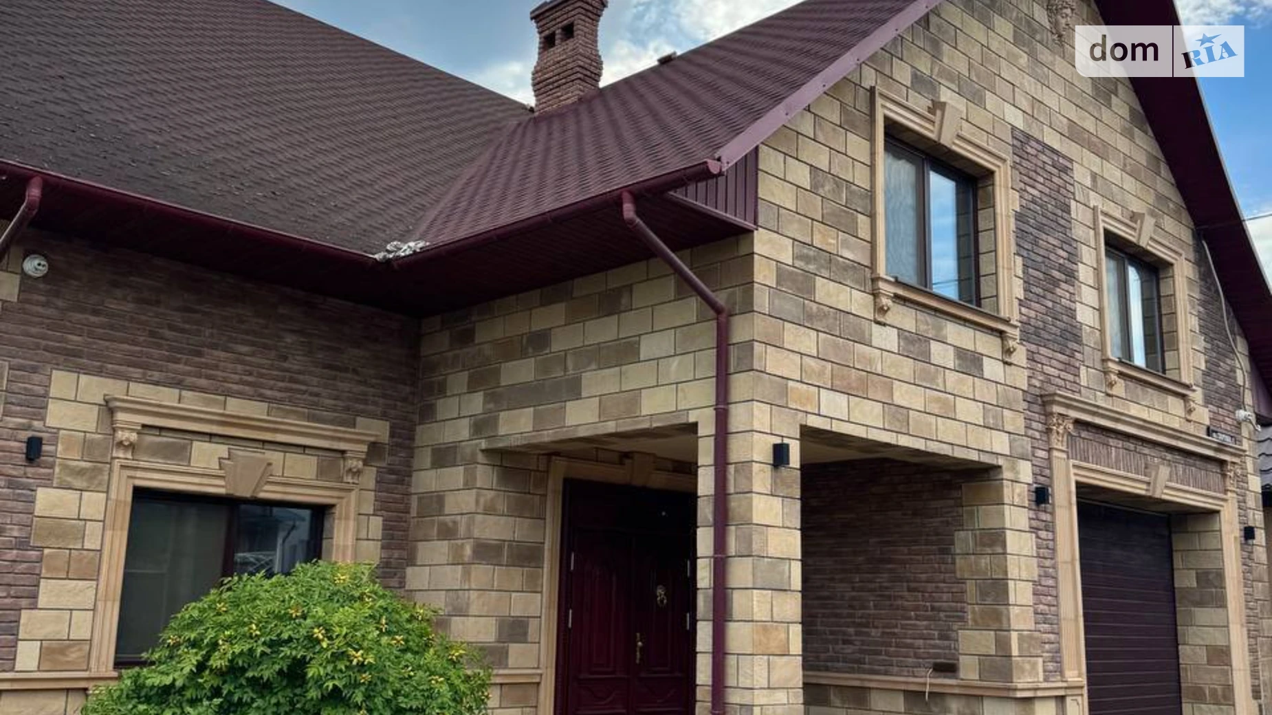 Продается дом на 2 этажа 450 кв. м с камином, цена: 590000 $ - фото 2