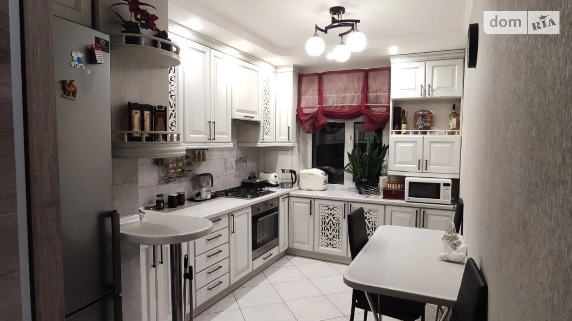 Продается 3-комнатная квартира 67 кв. м в Полтаве, ул. Матросова - фото 2