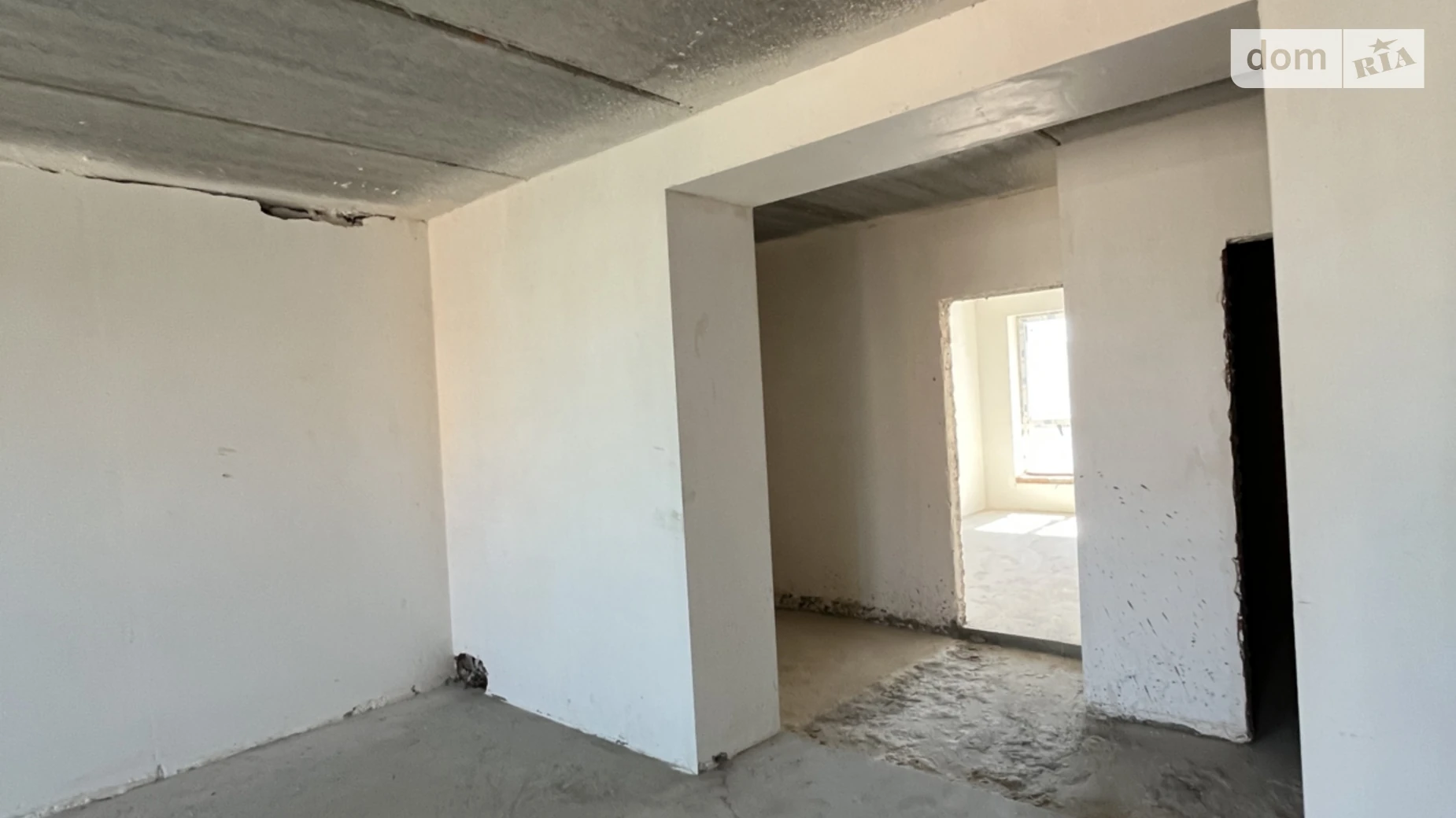 Продается 1-комнатная квартира 72 кв. м в Буче, ул. Ивана Кожедуба, 8А - фото 2