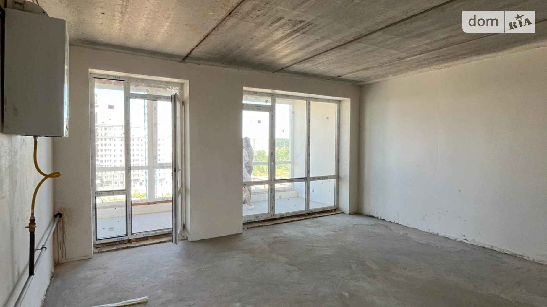 Продается 1-комнатная квартира 72 кв. м в Буче, ул. Ивана Кожедуба, 8А - фото 3