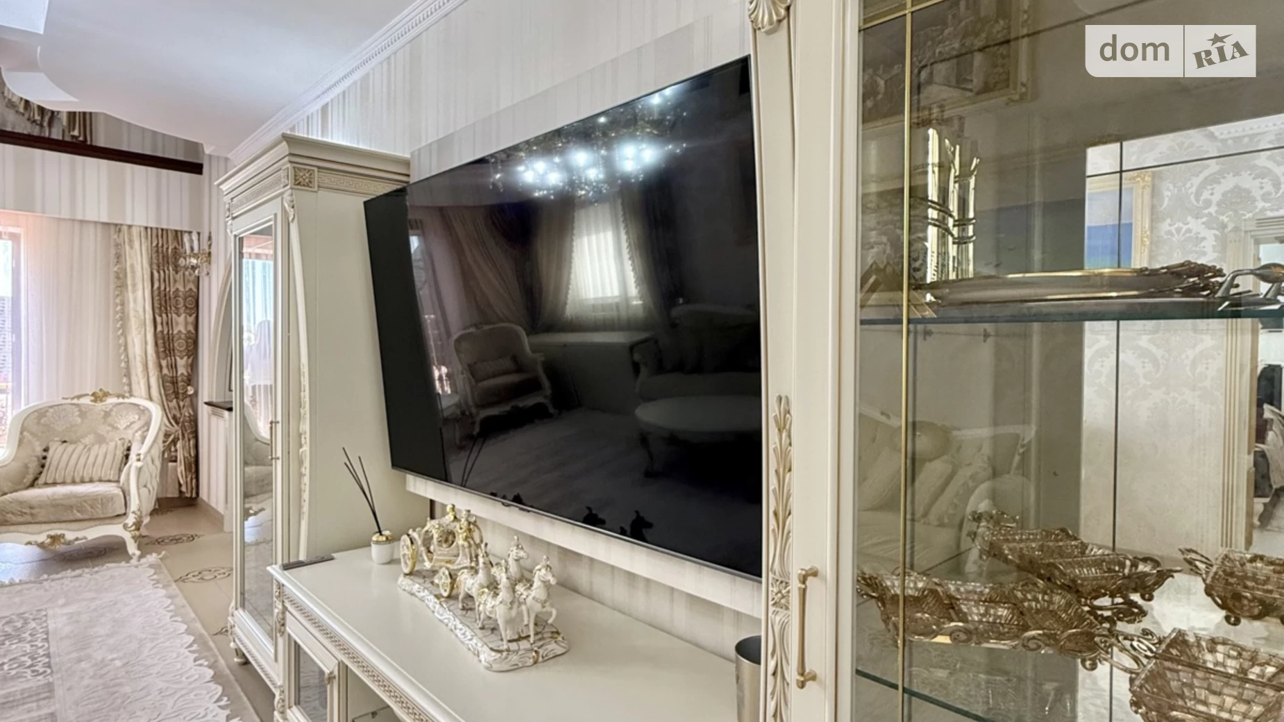 Продается дом на 3 этажа 450 кв. м с балконом, цена: 590000 $ - фото 5