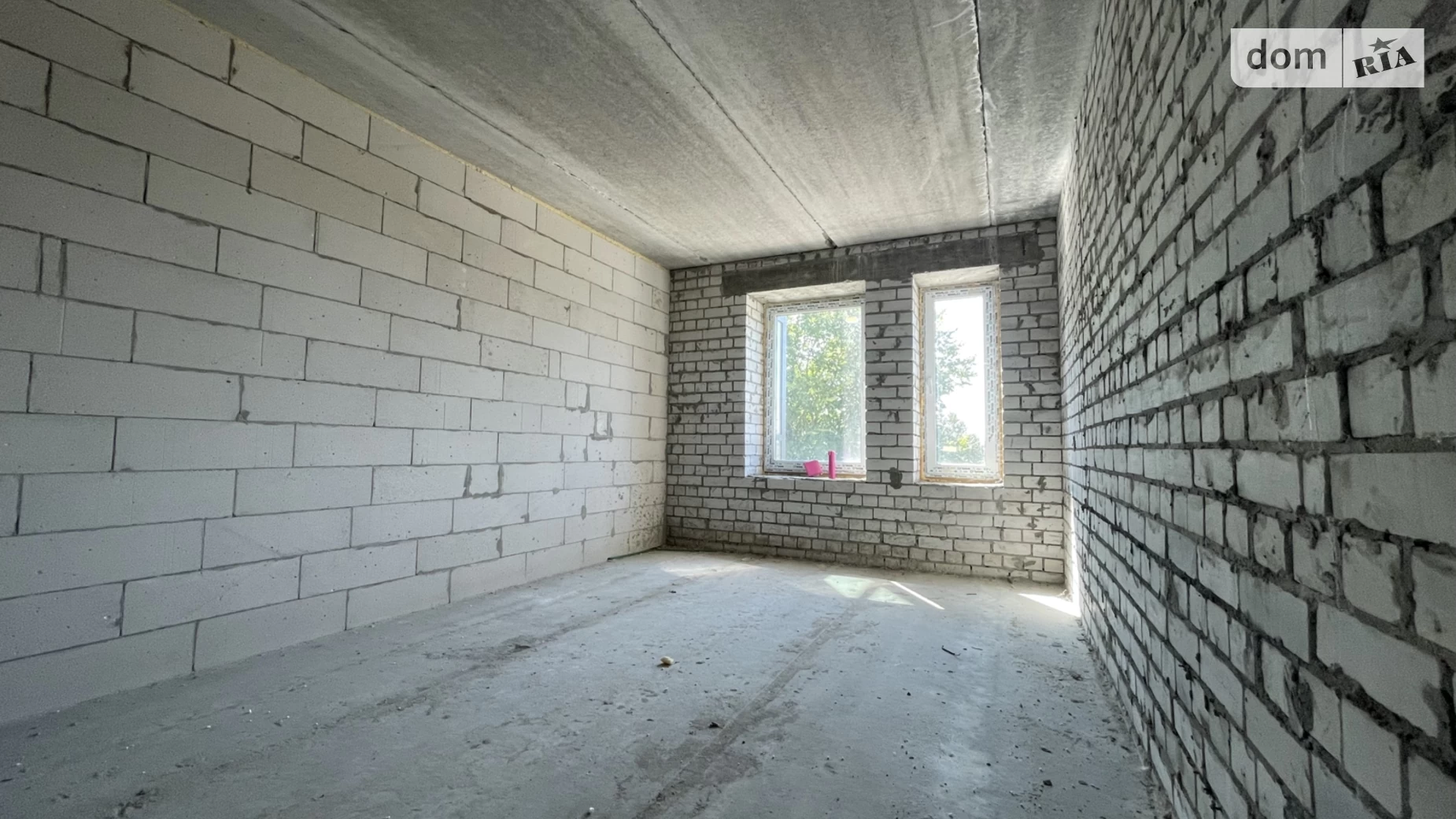 Продается 1-комнатная квартира 47 кв. м в Житомире, ул. Защитников Украины, 23 - фото 2