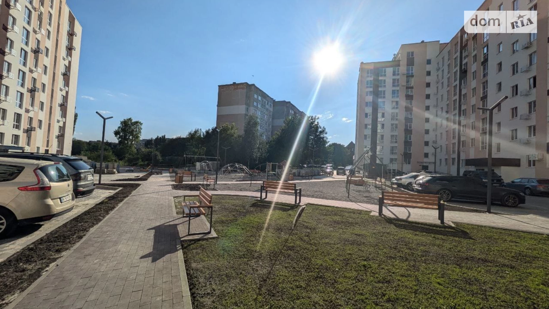 Продается 1-комнатная квартира 68.5 кв. м в Ровно, ул. Соборная - фото 4