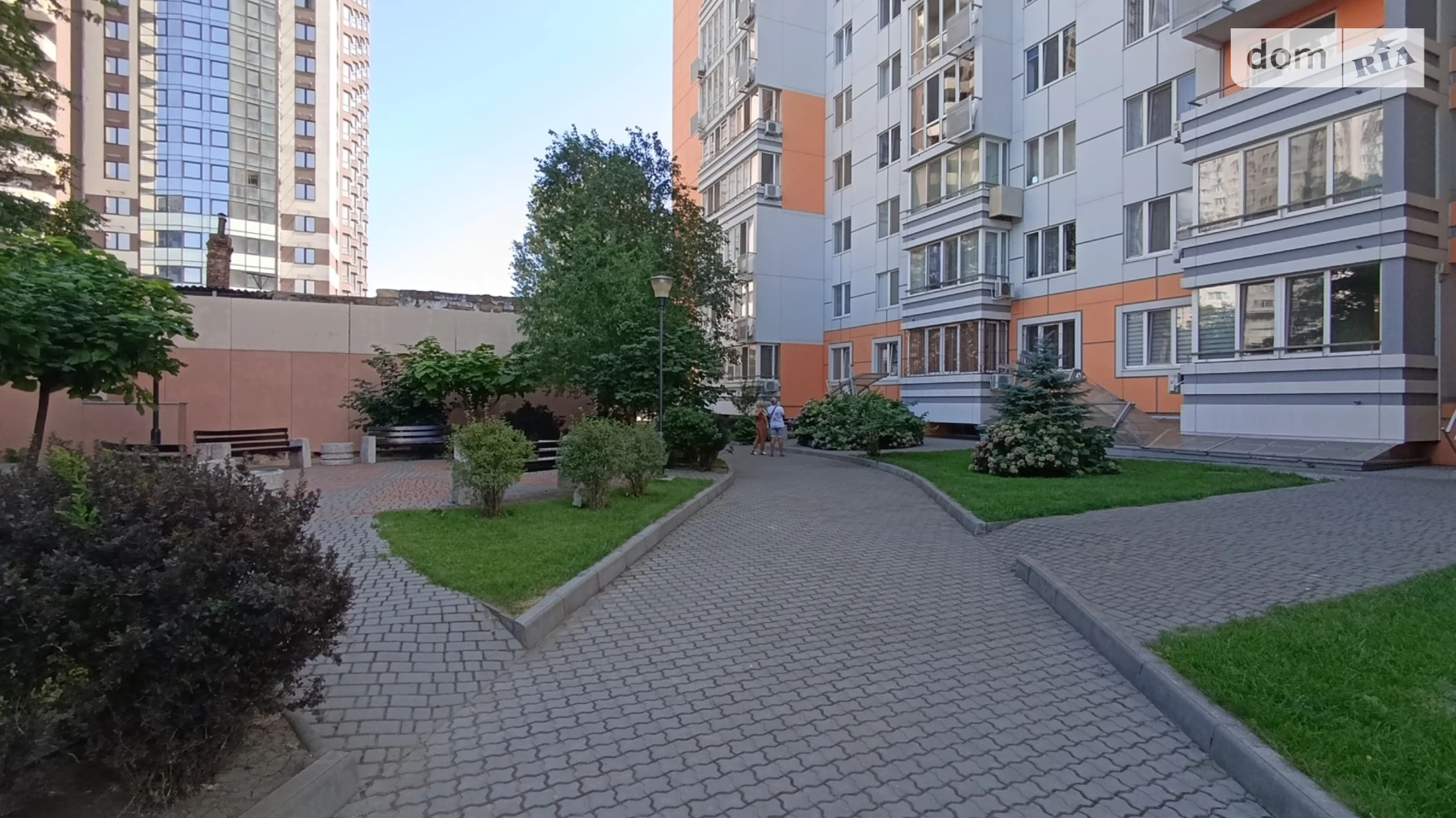 Сдается в аренду офис 51.4 кв. м в бизнес-центре, цена: 514 $ - фото 2