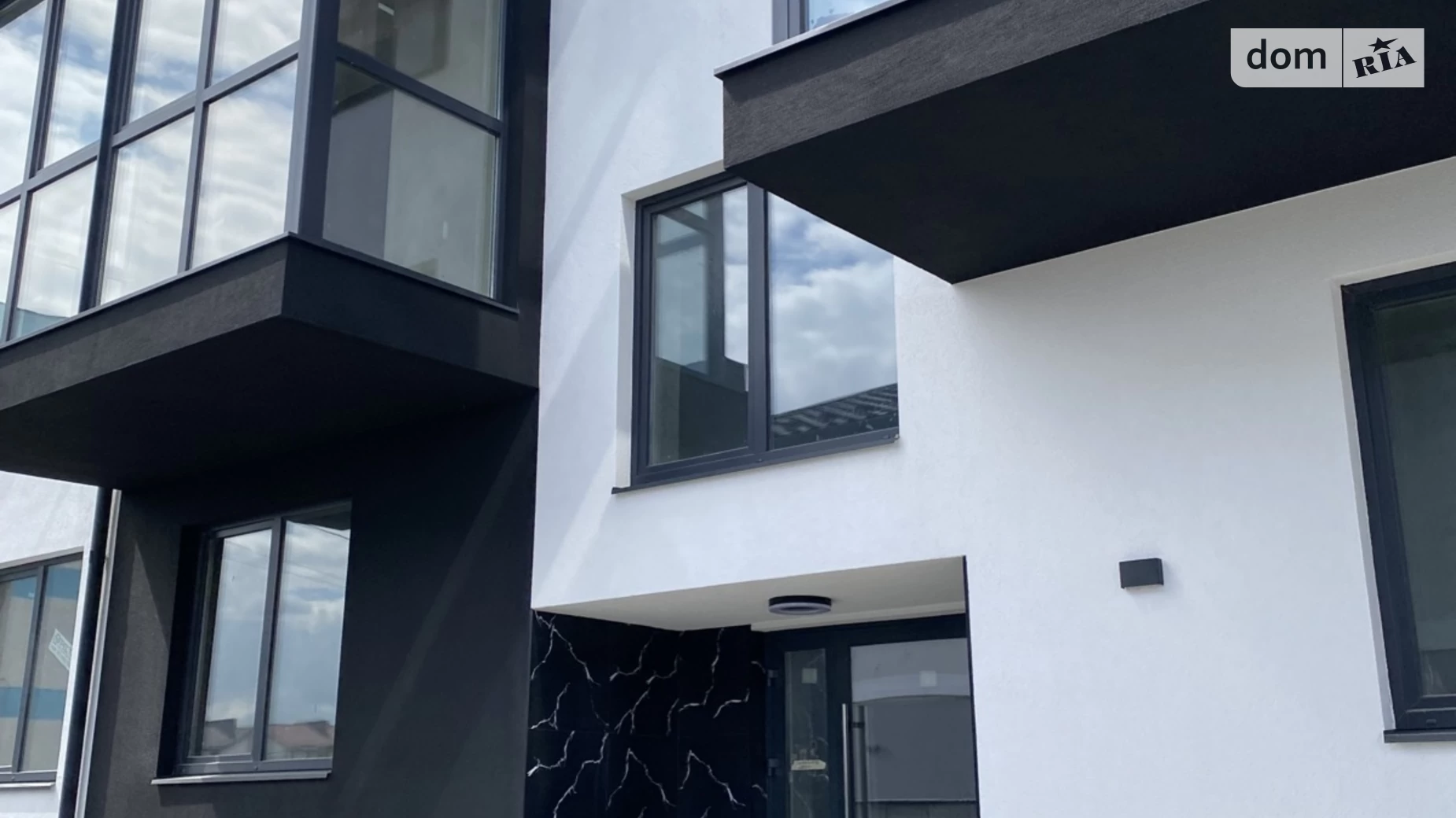 Продается 1-комнатная квартира 38 кв. м в Ровно, ул. Слава Победителям, 11 - фото 4