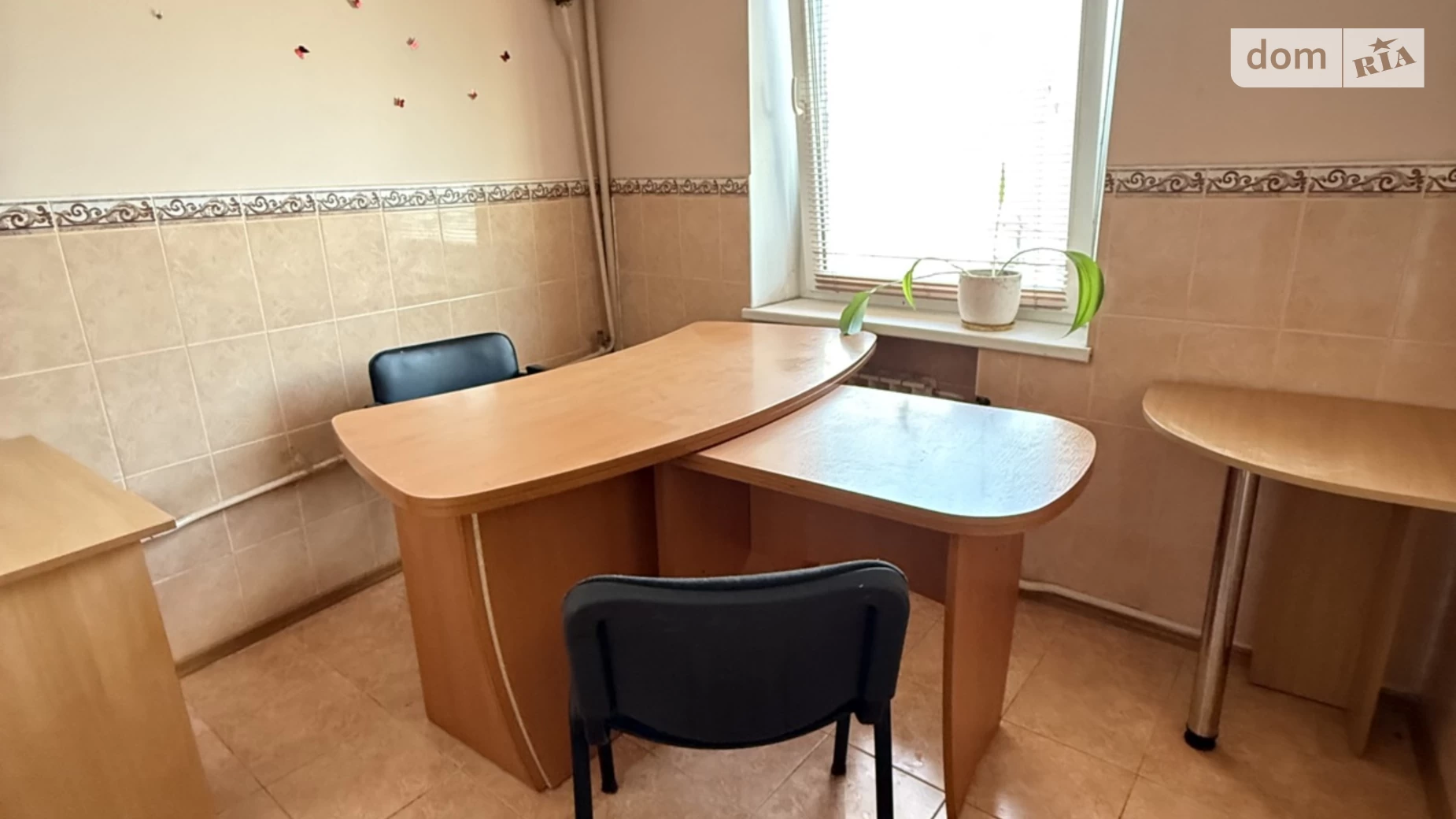 Здається в оренду офіс 8 кв. м в бізнес-центрі, цена: 2000 грн - фото 3