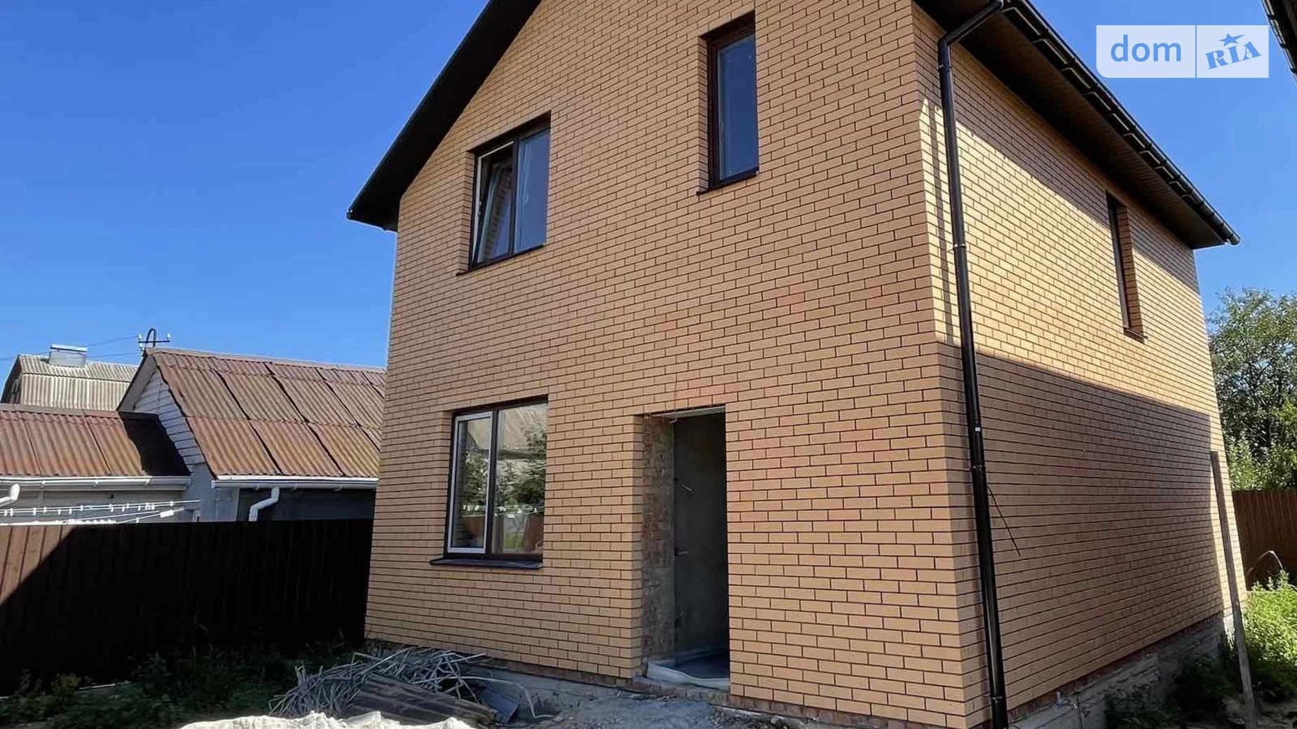 Продается дом на 2 этажа 90 кв. м с садом, цена: 92000 $ - фото 2