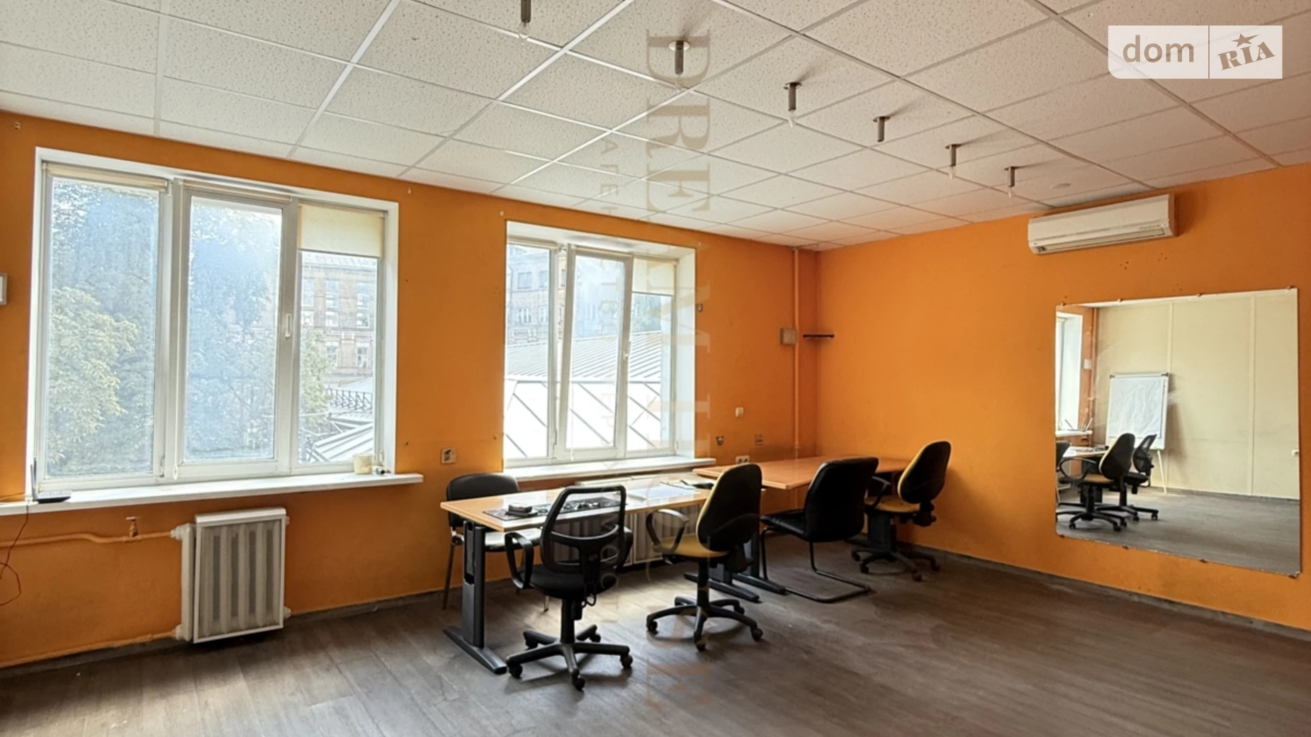 Сдается в аренду офис 57 кв. м в бизнес-центре, цена: 500 $ - фото 5