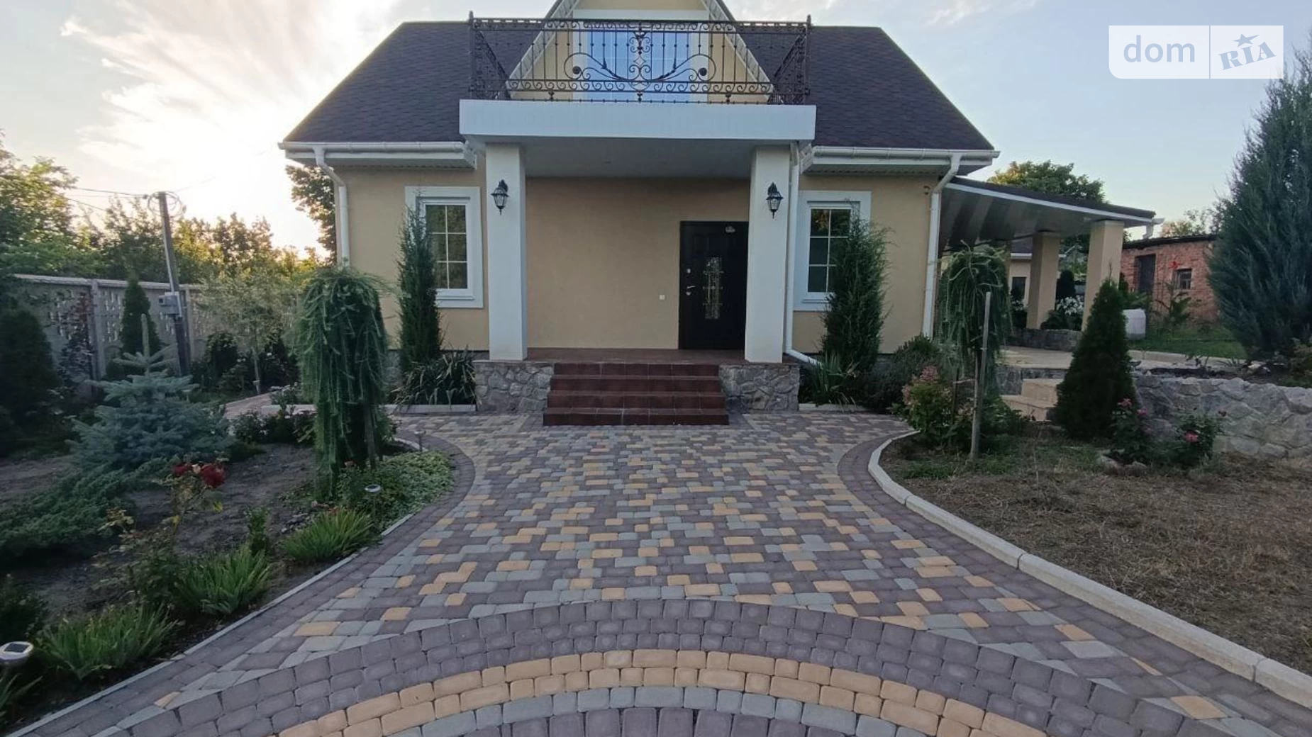 Продается дом на 2 этажа 110 кв. м с террасой, цена: 100000 $ - фото 2
