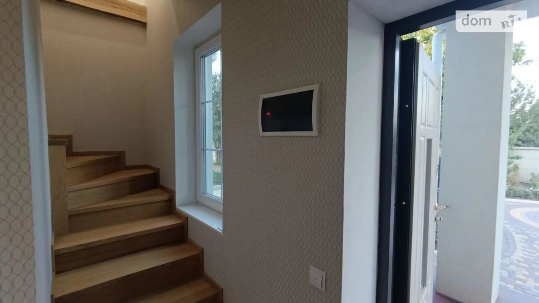 Продается дом на 2 этажа 110 кв. м с террасой, цена: 100000 $ - фото 3