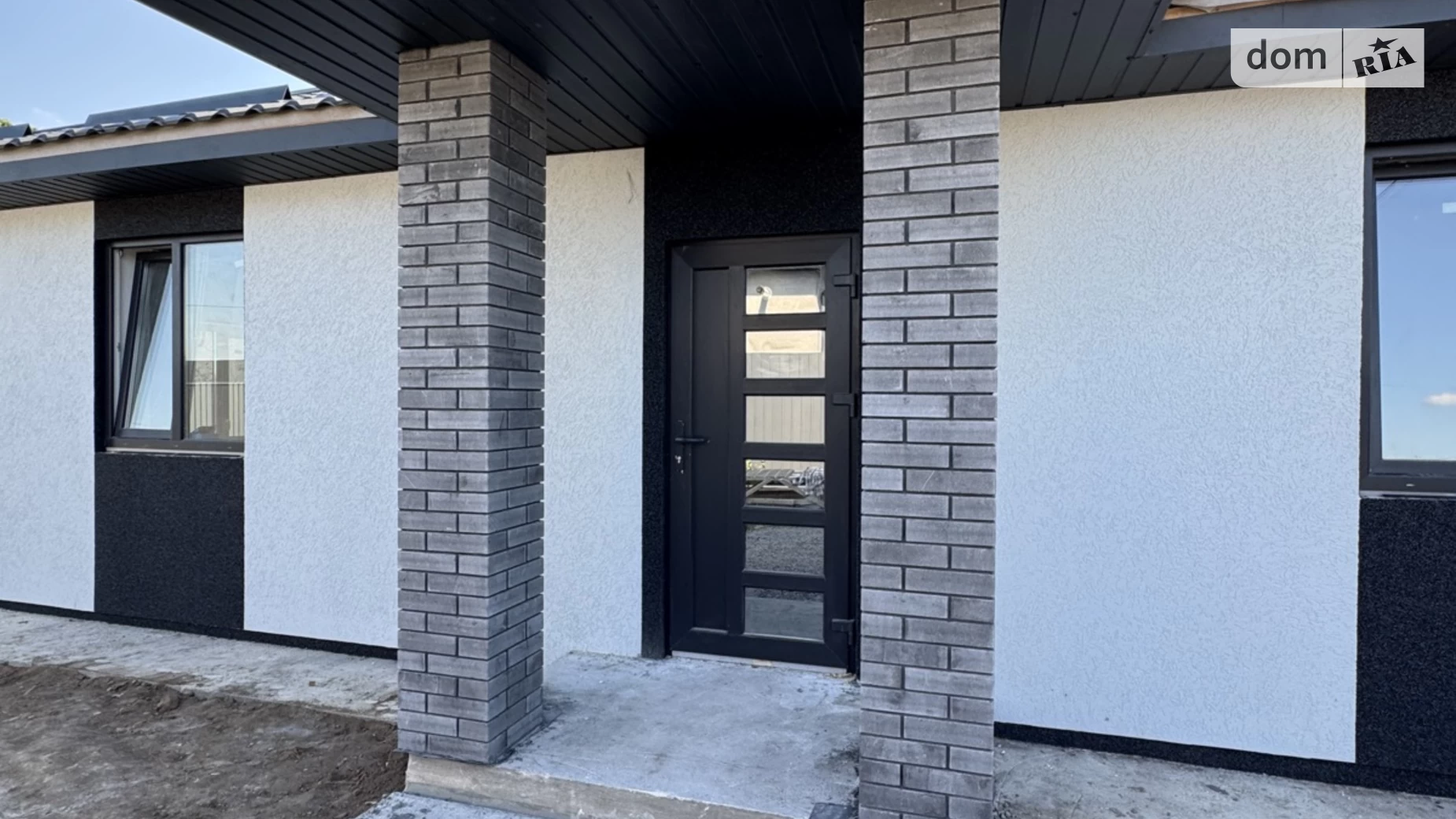 Продається одноповерховий будинок 110 кв. м с басейном, цена: 76000 $ - фото 2