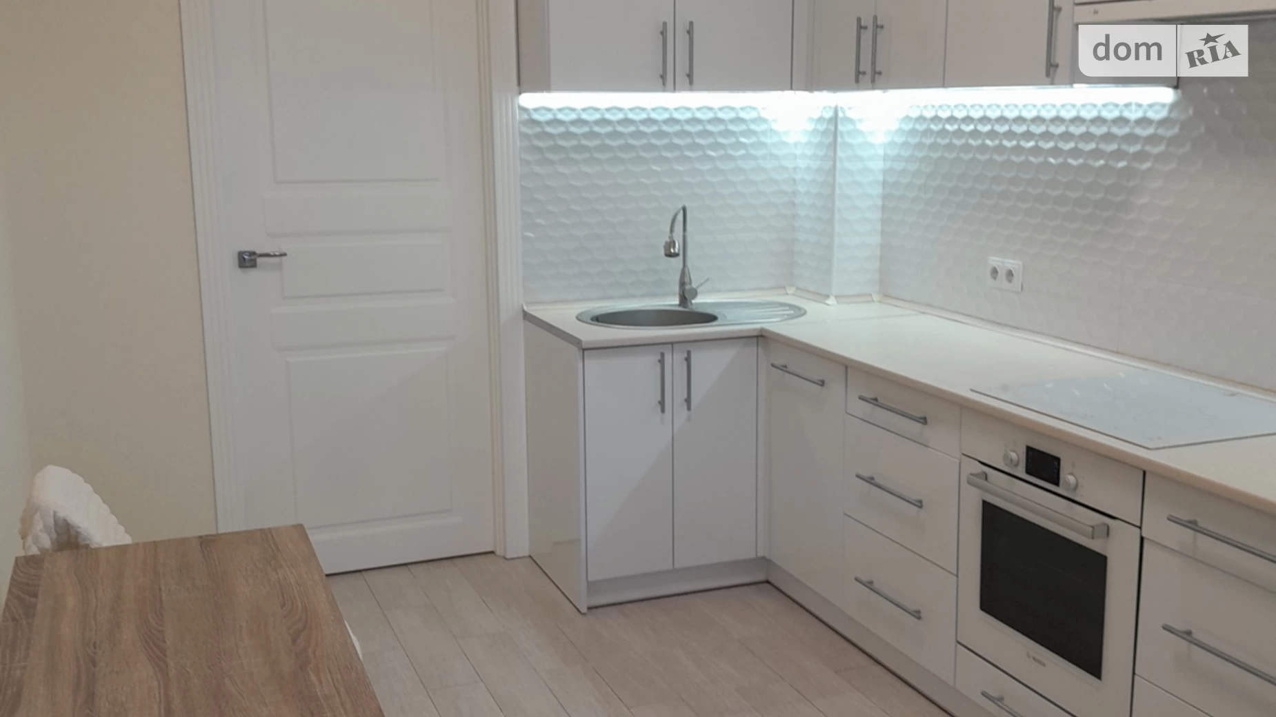 Сдается в аренду 1-комнатная квартира 60 кв. м в Одессе, ул. Люстдорфская дорога, 55 - фото 4