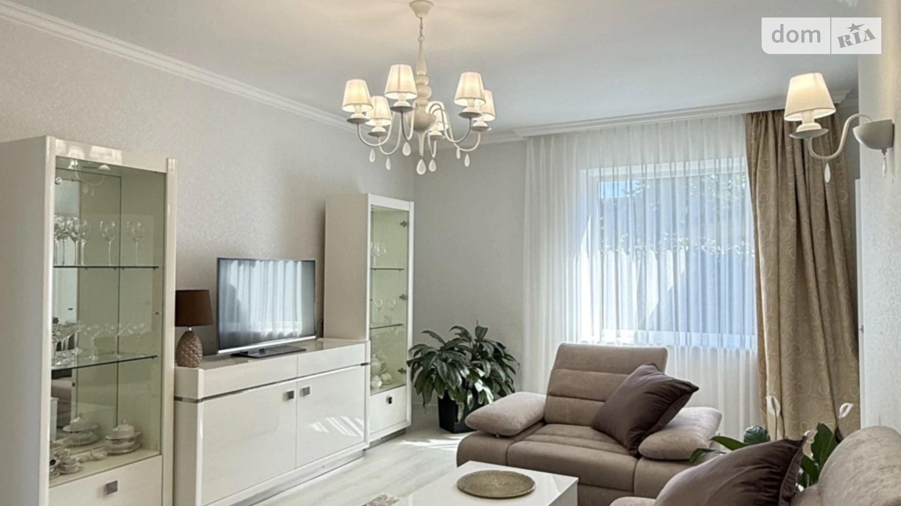 Продается одноэтажный дом 80 кв. м с бассейном, цена: 132500 $ - фото 2