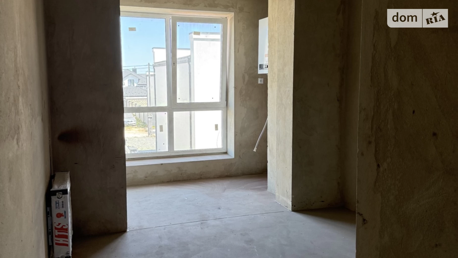 Продается 1-комнатная квартира 45.2 кв. м в Ровно, мас. Чаривный, 18 - фото 2