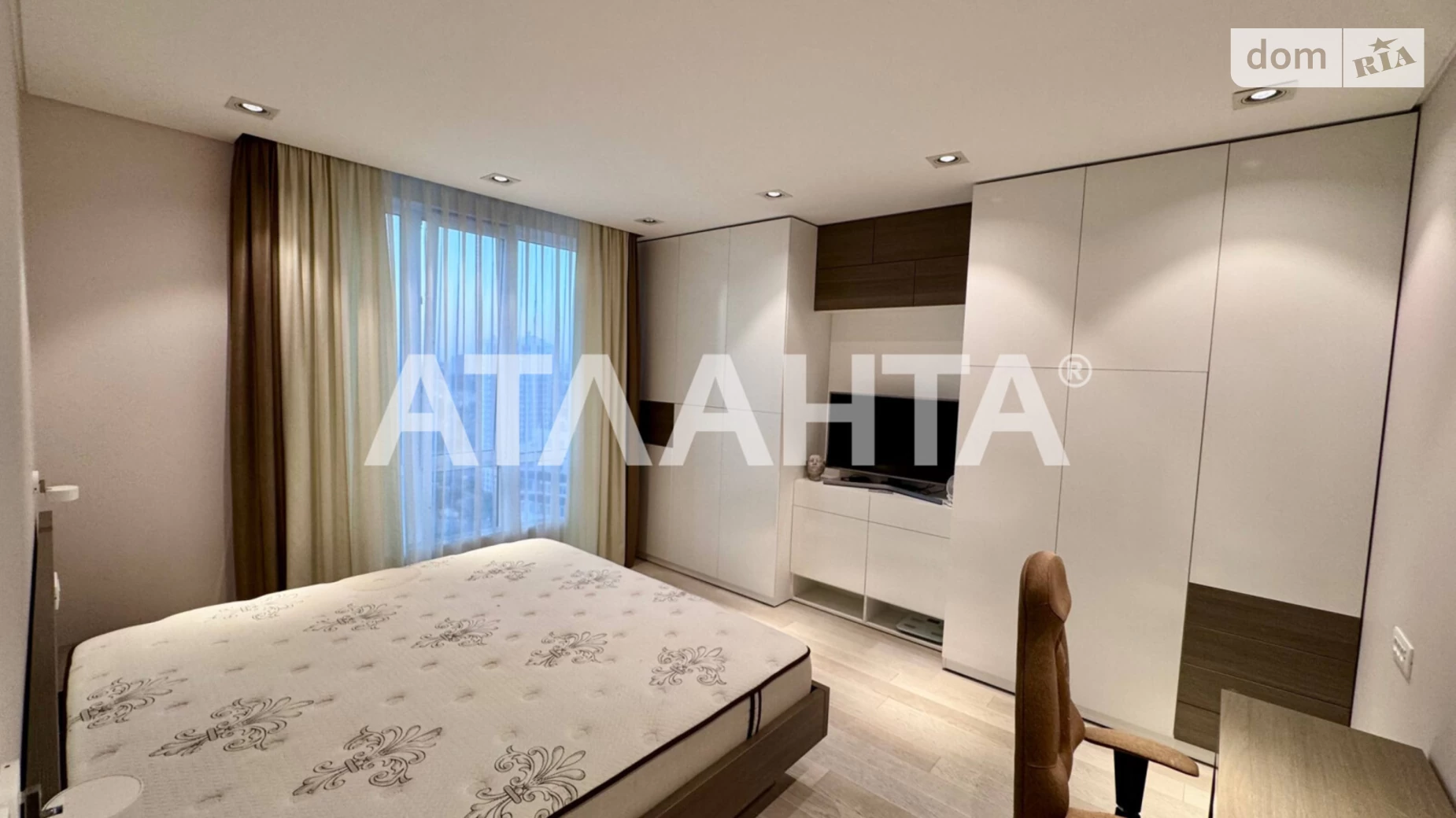 Продается 3-комнатная квартира 80 кв. м в Одессе, ул. Люстдорфская дорога - фото 3