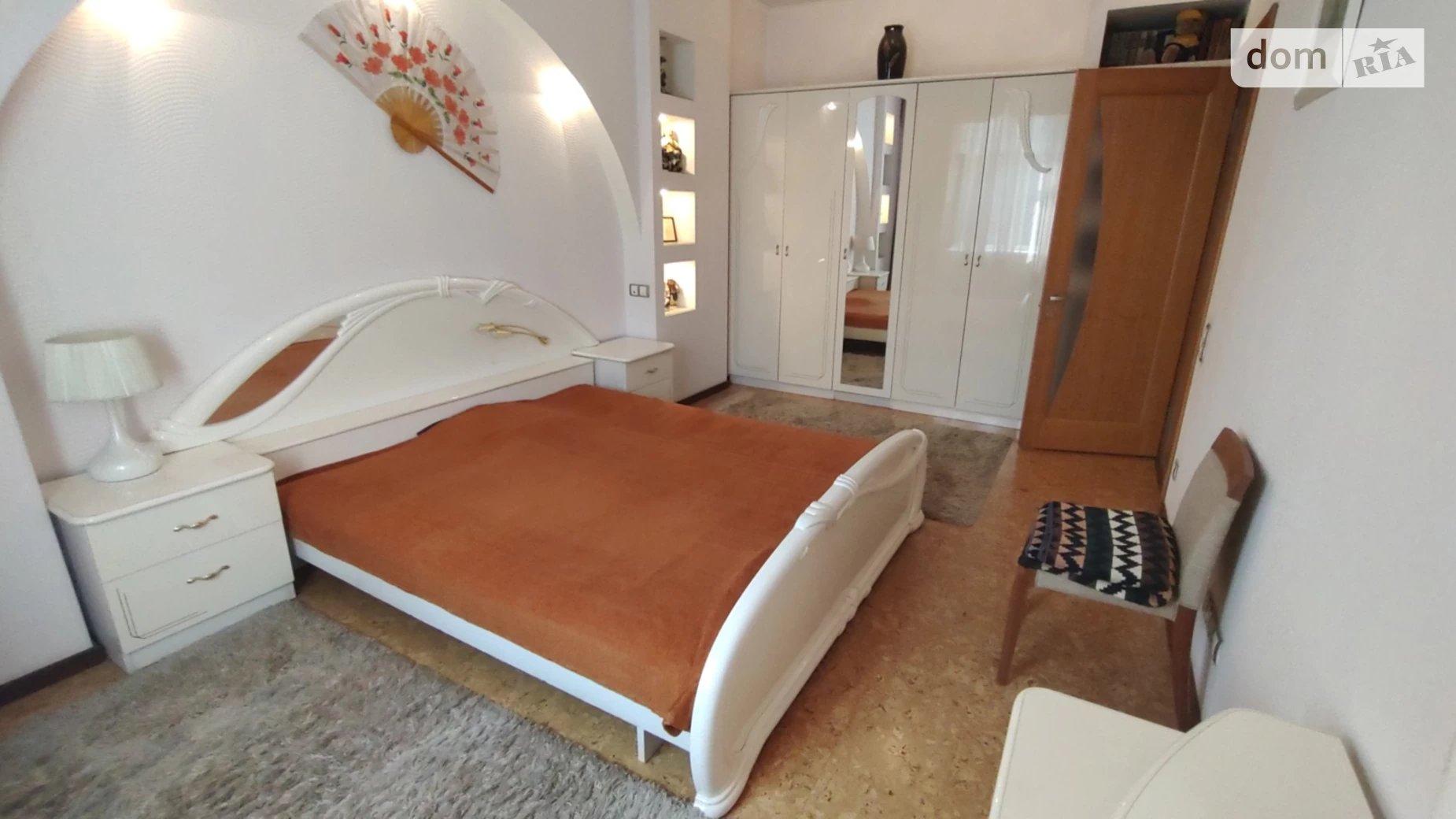 Продается 1-комнатная квартира 57 кв. м в Днепре, просп. Сергея Нигояна, 26 - фото 2