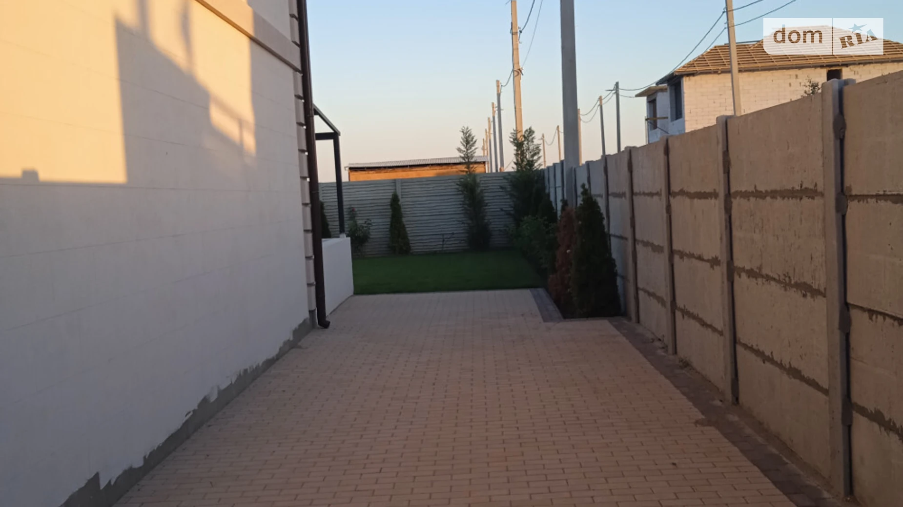 Продается дом на 2 этажа 150 кв. м с балконом, цена: 130000 $ - фото 5