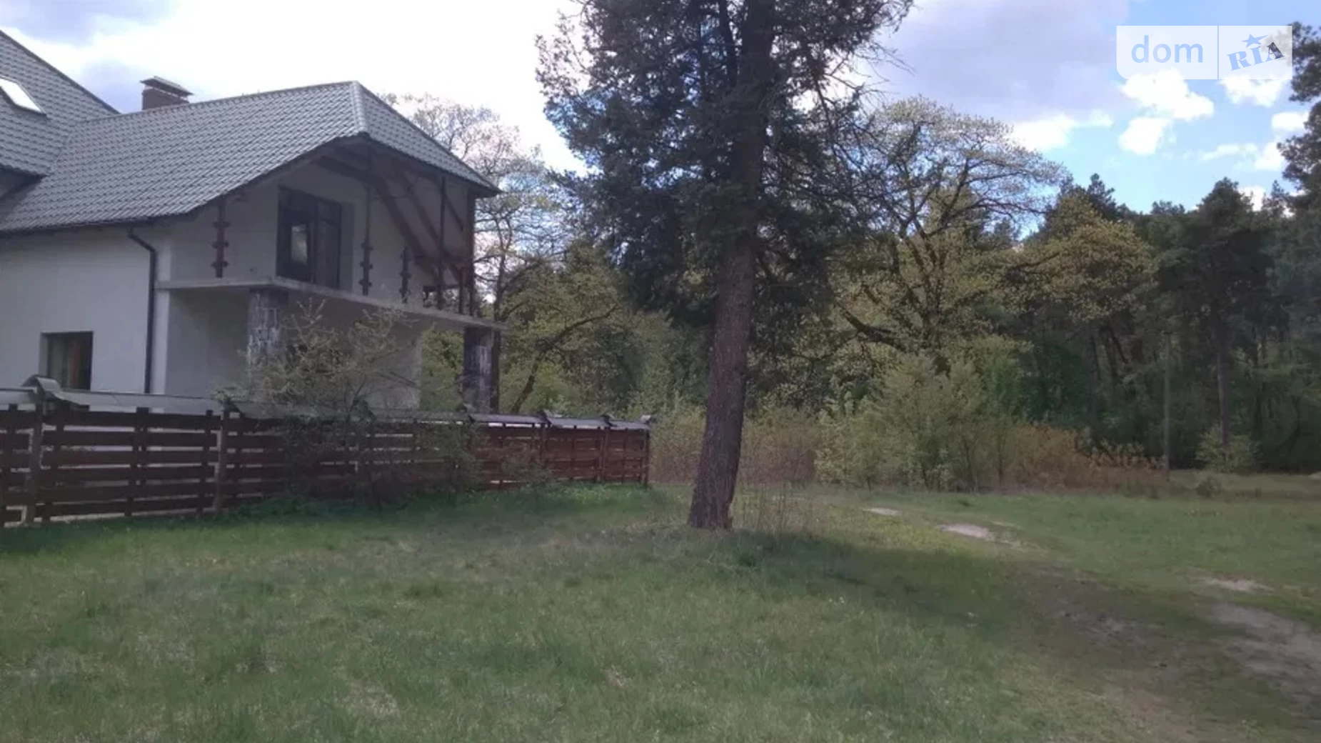 Продается дом на 2 этажа 250 кв. м с камином, цена: 128000 $ - фото 4