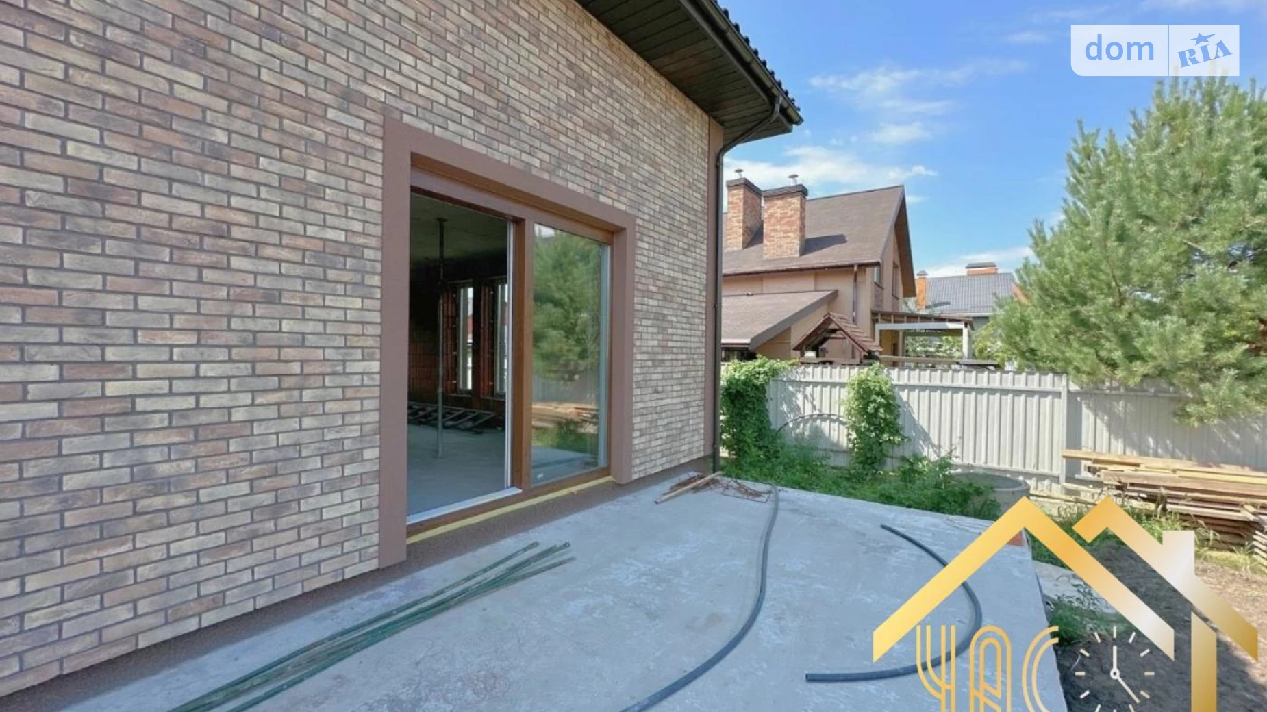 Продается дом на 2 этажа 230 кв. м с подвалом, цена: 210000 $ - фото 3