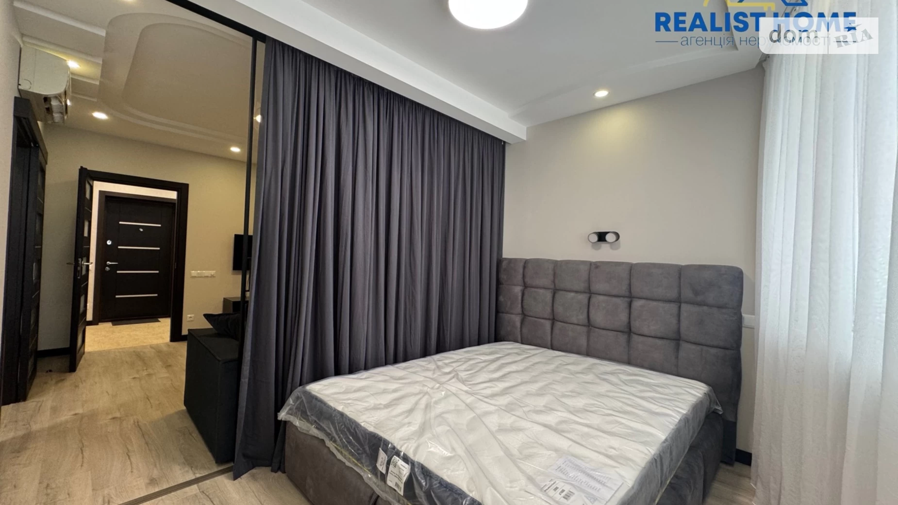 Продается 1-комнатная квартира 50.8 кв. м в Киеве, ул. Вышгородская, 45 - фото 2