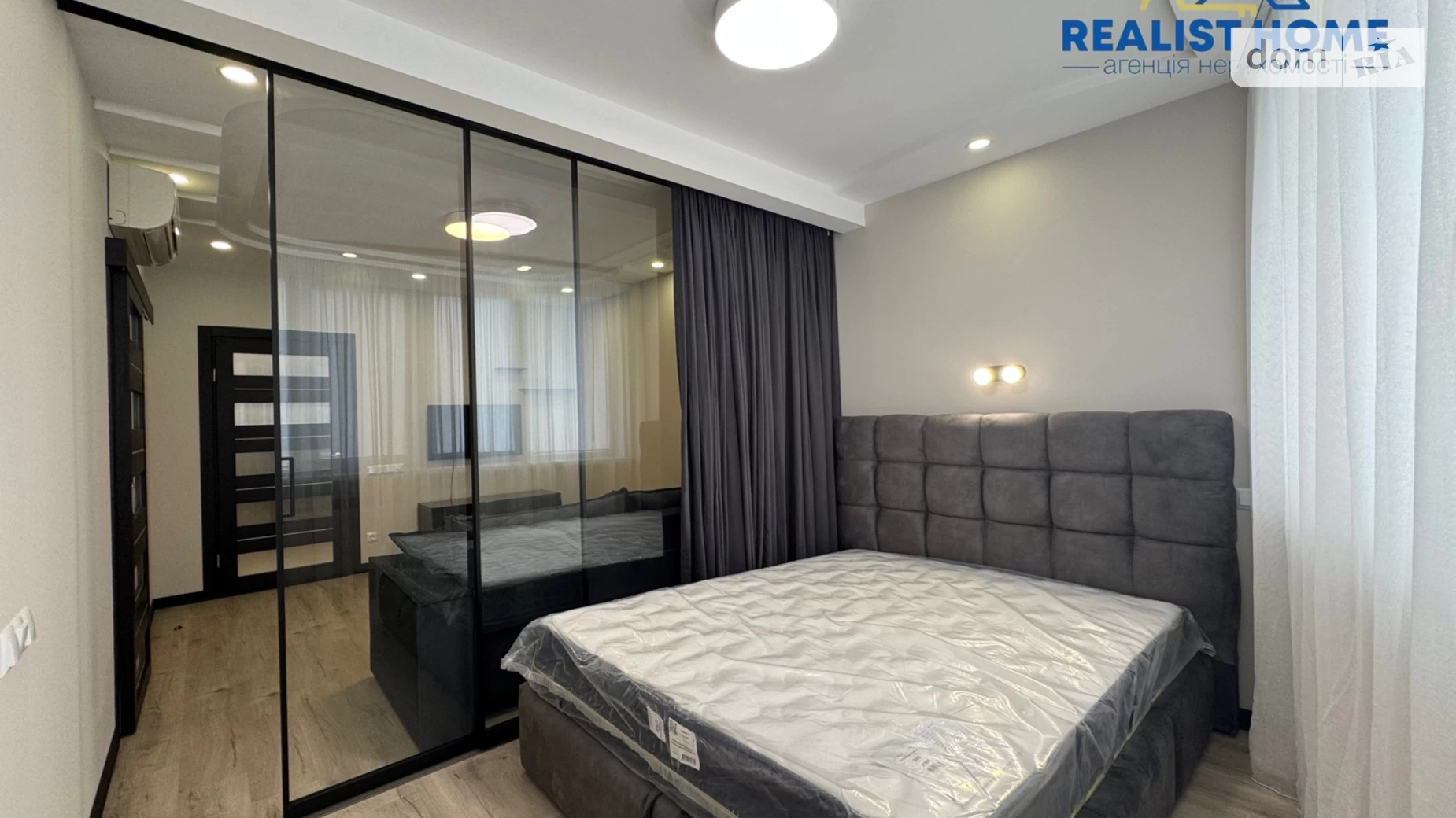 Продается 1-комнатная квартира 50.8 кв. м в Киеве, ул. Вышгородская, 45 - фото 3