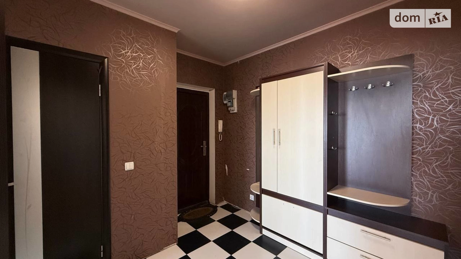 Продается 1-комнатная квартира 64 кв. м в Днепре, ул. Большая Диивська, 24Б - фото 2