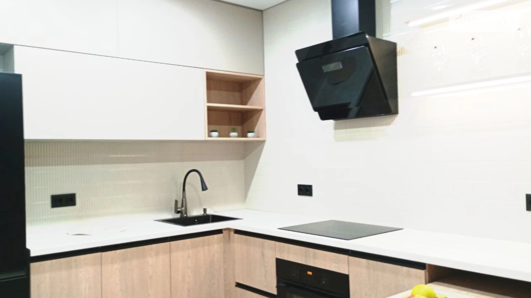 Продается 1-комнатная квартира 37 кв. м в Киеве, ул. Тираспольская, 52 - фото 2