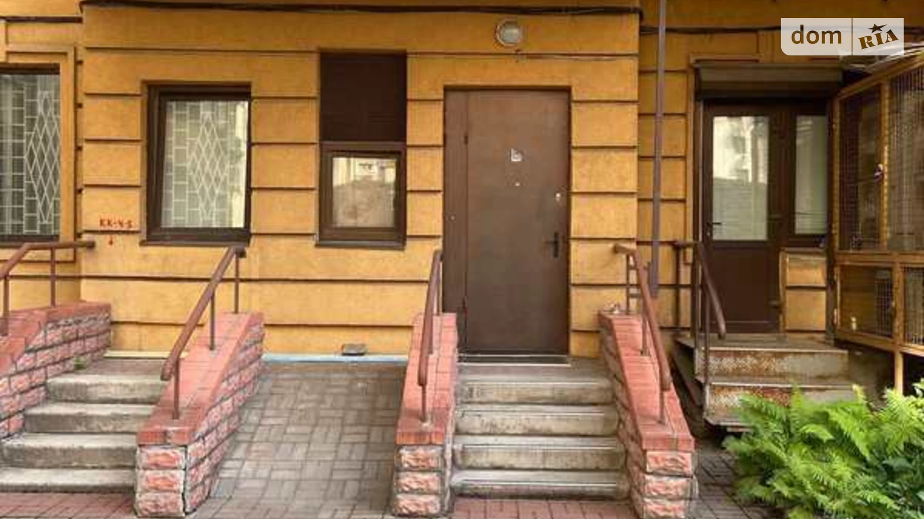 Продается офис 350 кв. м в бизнес-центре, цена: 290000 $ - фото 5