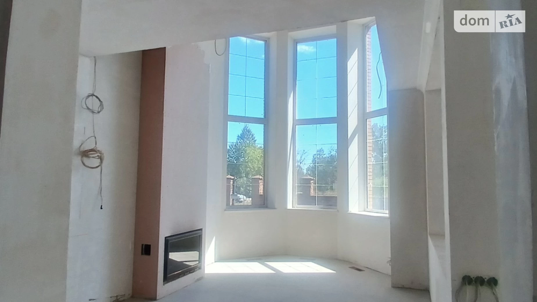 Продается дом на 3 этажа 300 кв. м с беседкой, цена: 265000 $ - фото 4