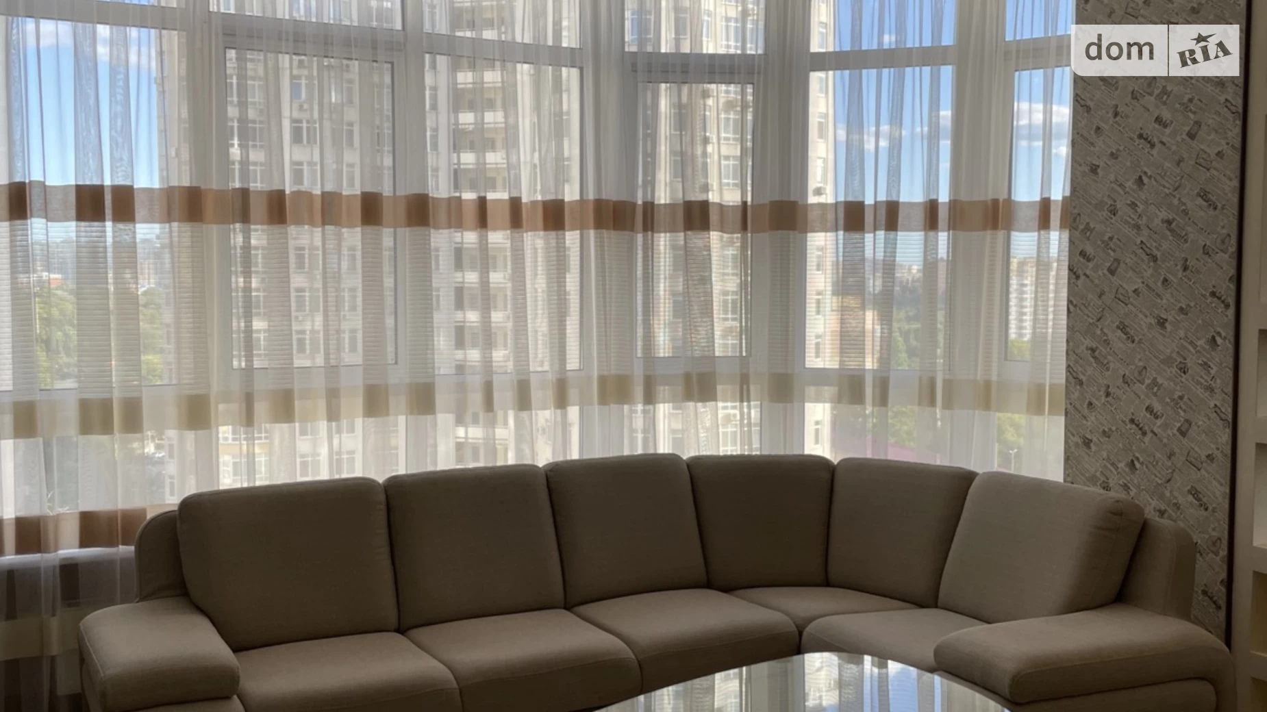 Продается 2-комнатная квартира 95.6 кв. м в Одессе, бул. Французский - фото 2