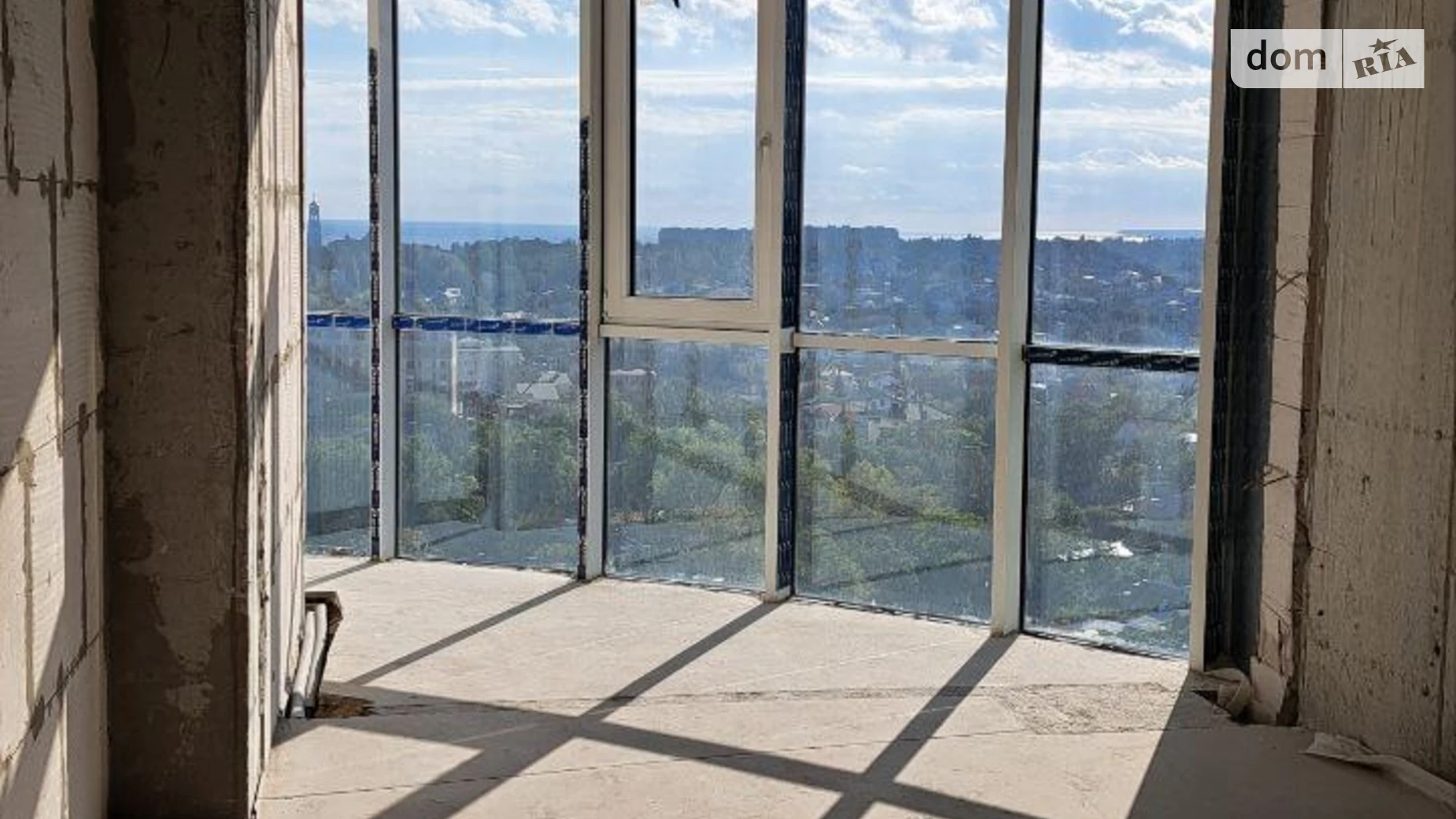 Продається 1-кімнатна квартира 60 кв. м у Одесі, Фонтанська дор., 118А/2 - фото 2